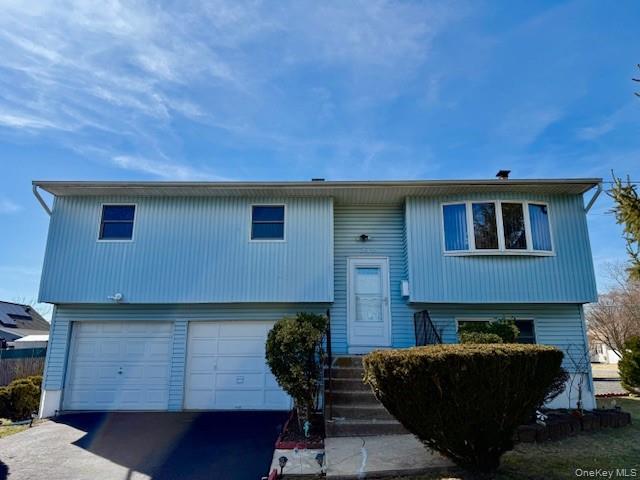 40 Church Street, Central Islip, NY 11722