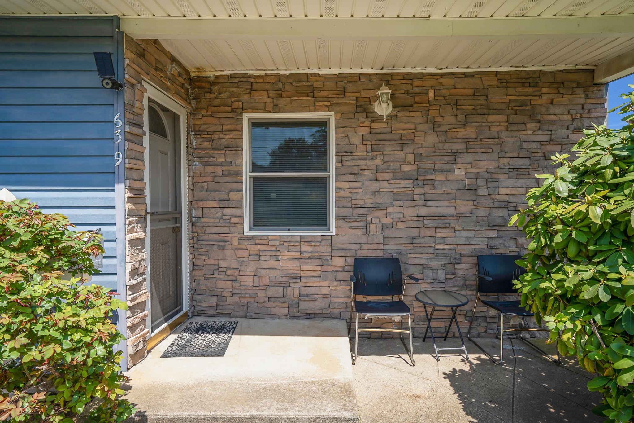 639 Robin Court, West Hempstead, NY 11552