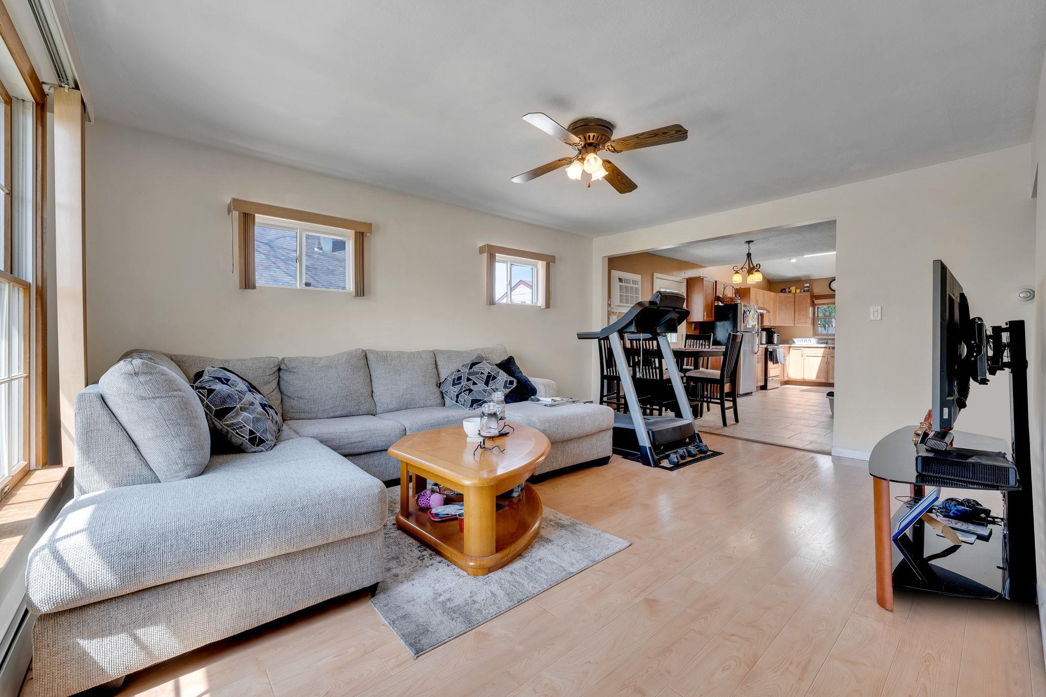 639 Robin Court, West Hempstead, NY 11552