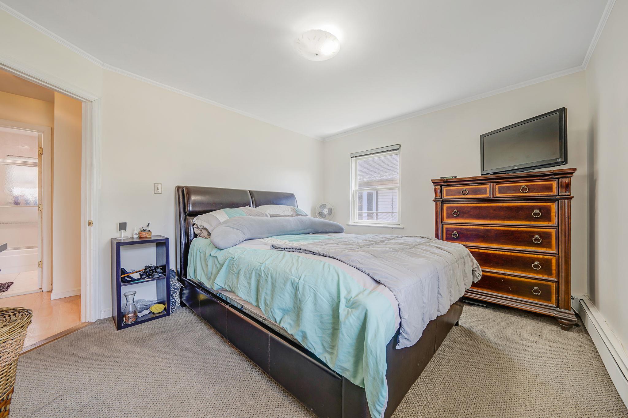 639 Robin Court, West Hempstead, NY 11552