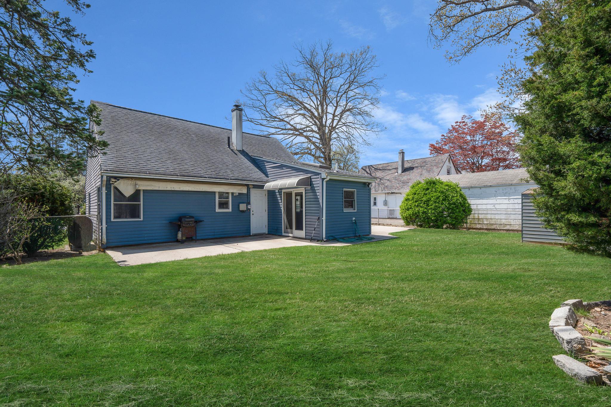 639 Robin Court, West Hempstead, NY 11552