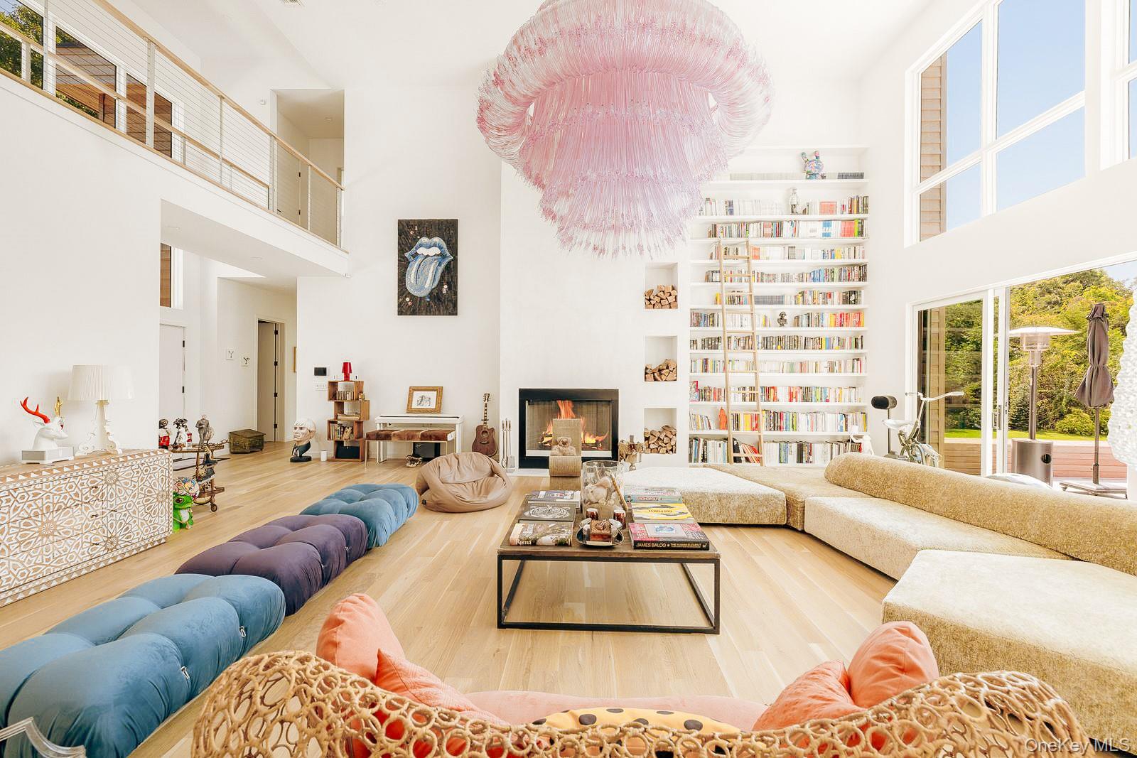 233 N Magee Street, Southampton, NY 11968