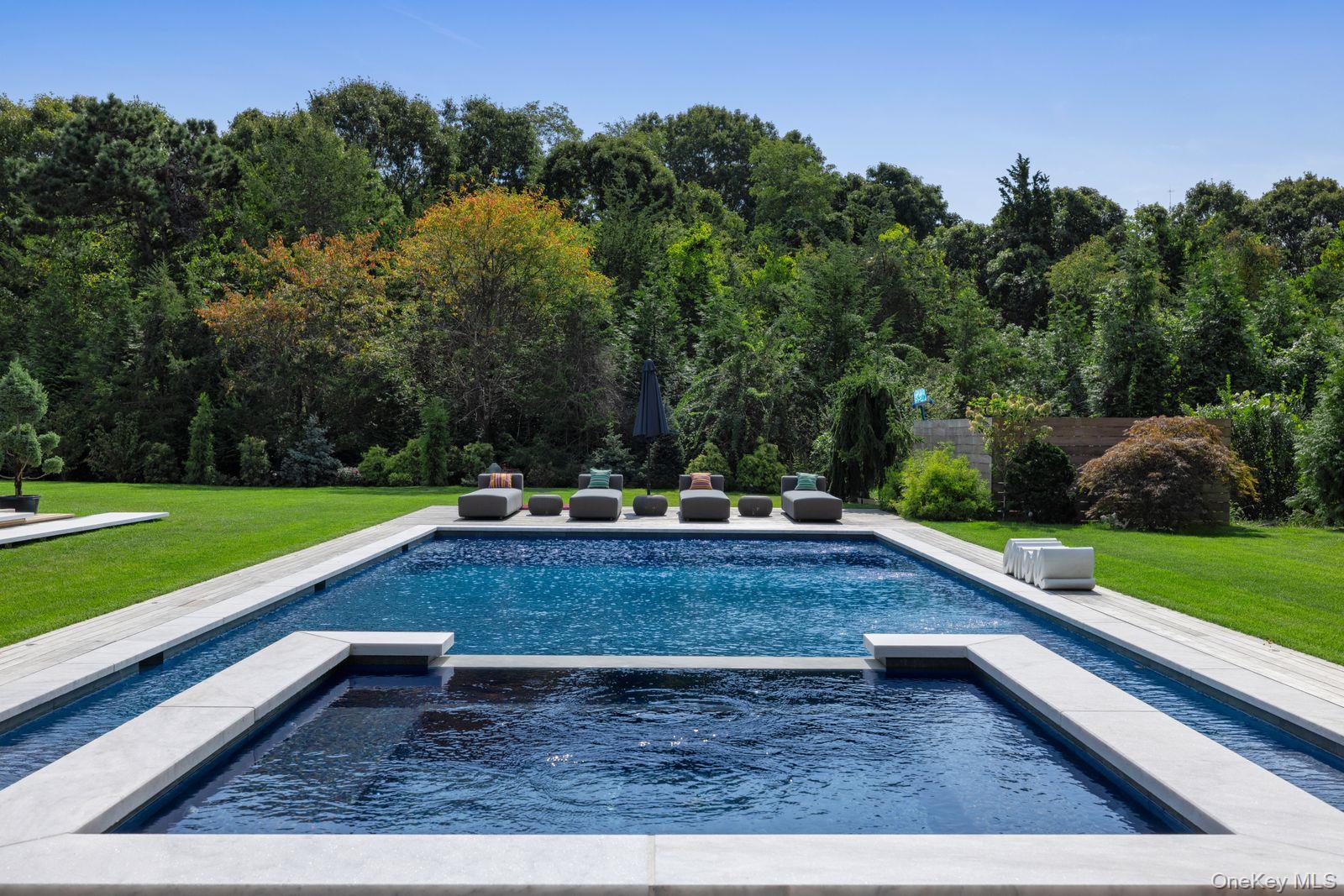 233 N Magee Street, Southampton, NY 11968