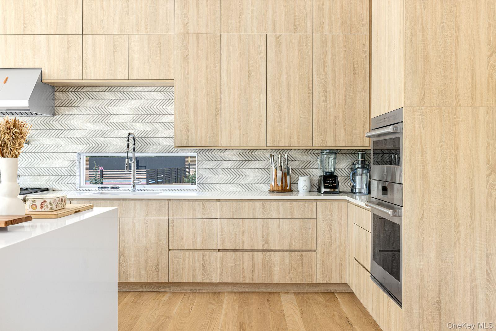 233 N Magee Street, Southampton, NY 11968