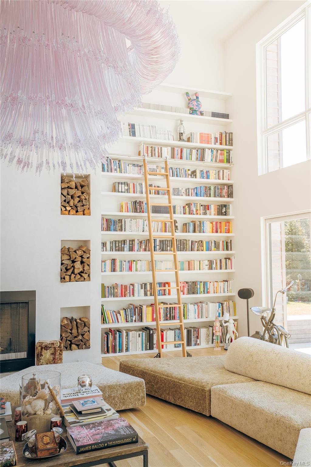 233 N Magee Street, Southampton, NY 11968