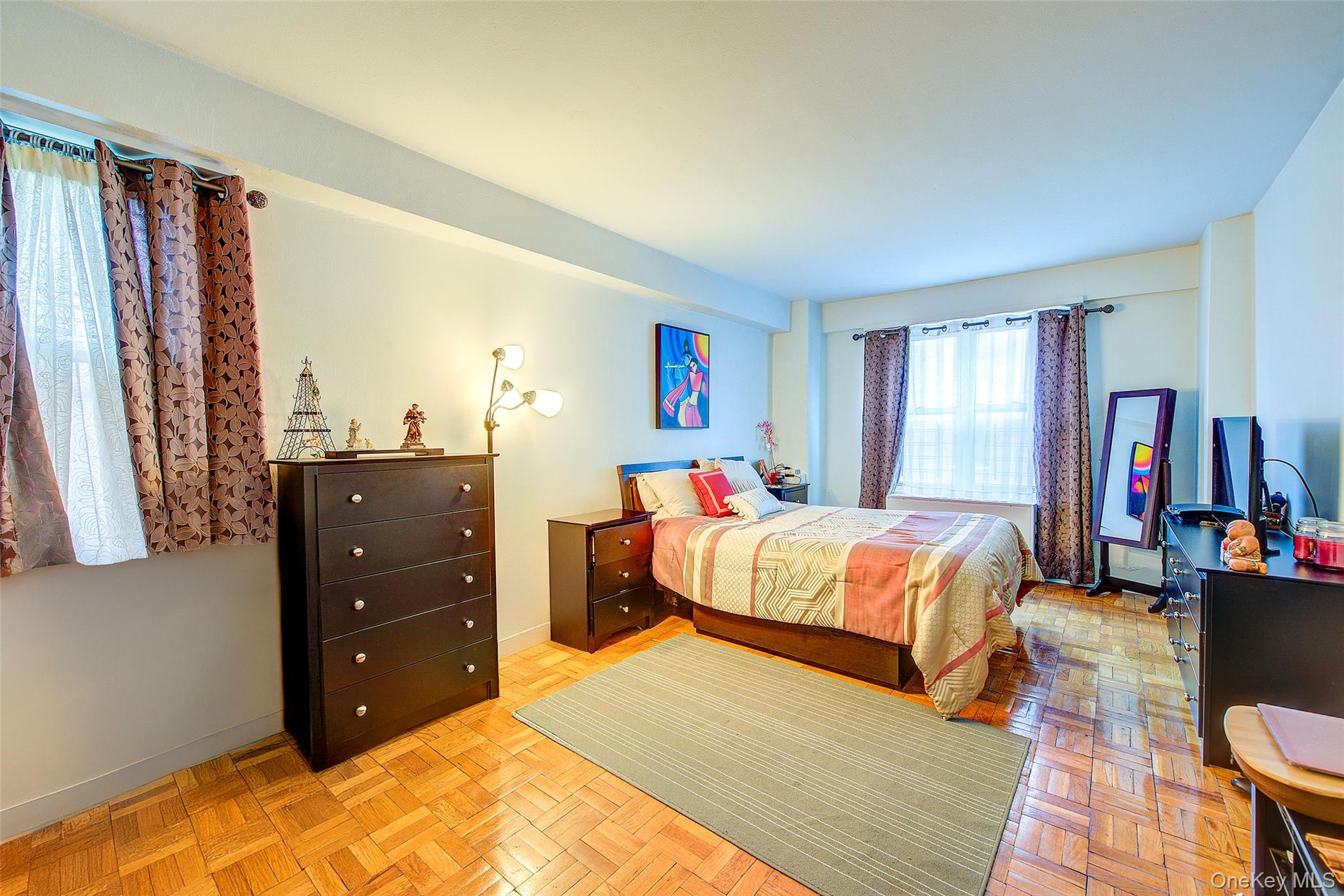 107-40 Queens Boulevard # Apt 3B, Forest Hills, NY 11375