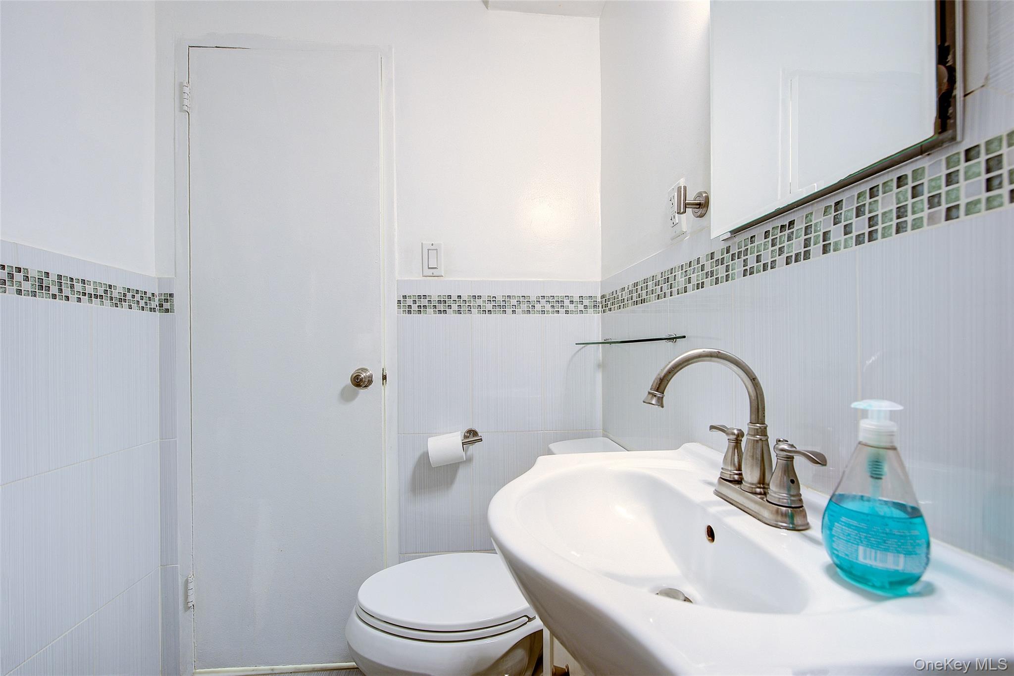 107-40 Queens Boulevard # Apt 3B, Forest Hills, NY 11375