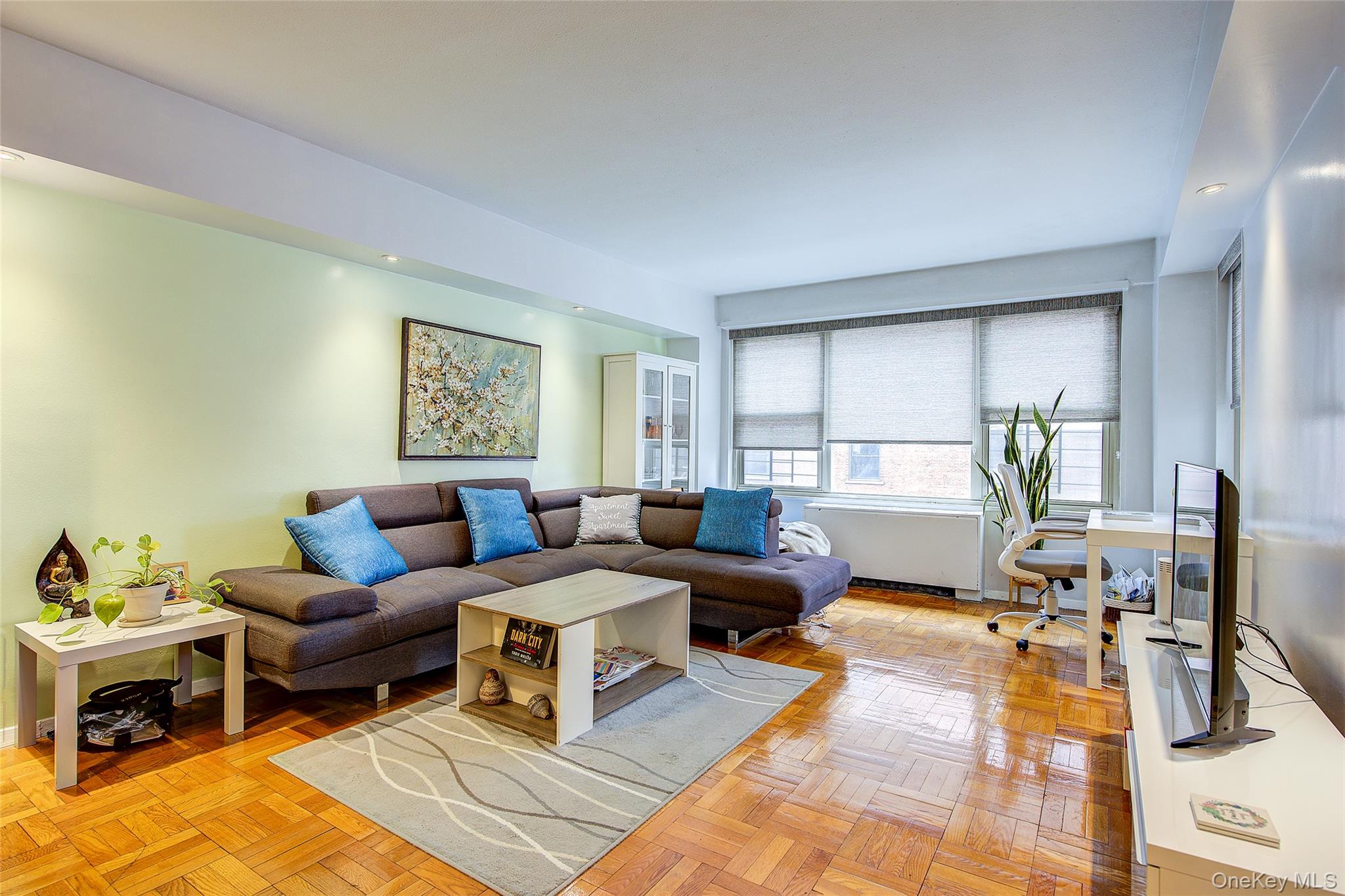 107-40 Queens Boulevard # Apt 3B, Forest Hills, NY 11375