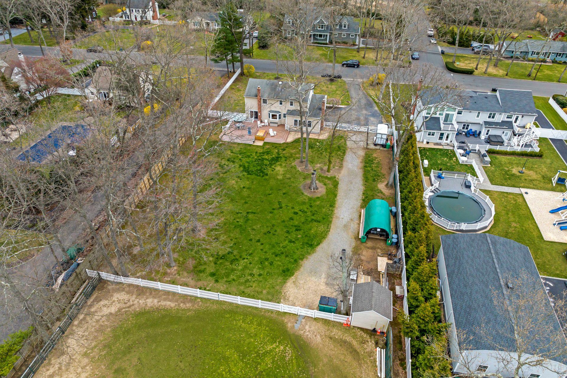 14 Hillside Avenue, Saint James, NY 11780