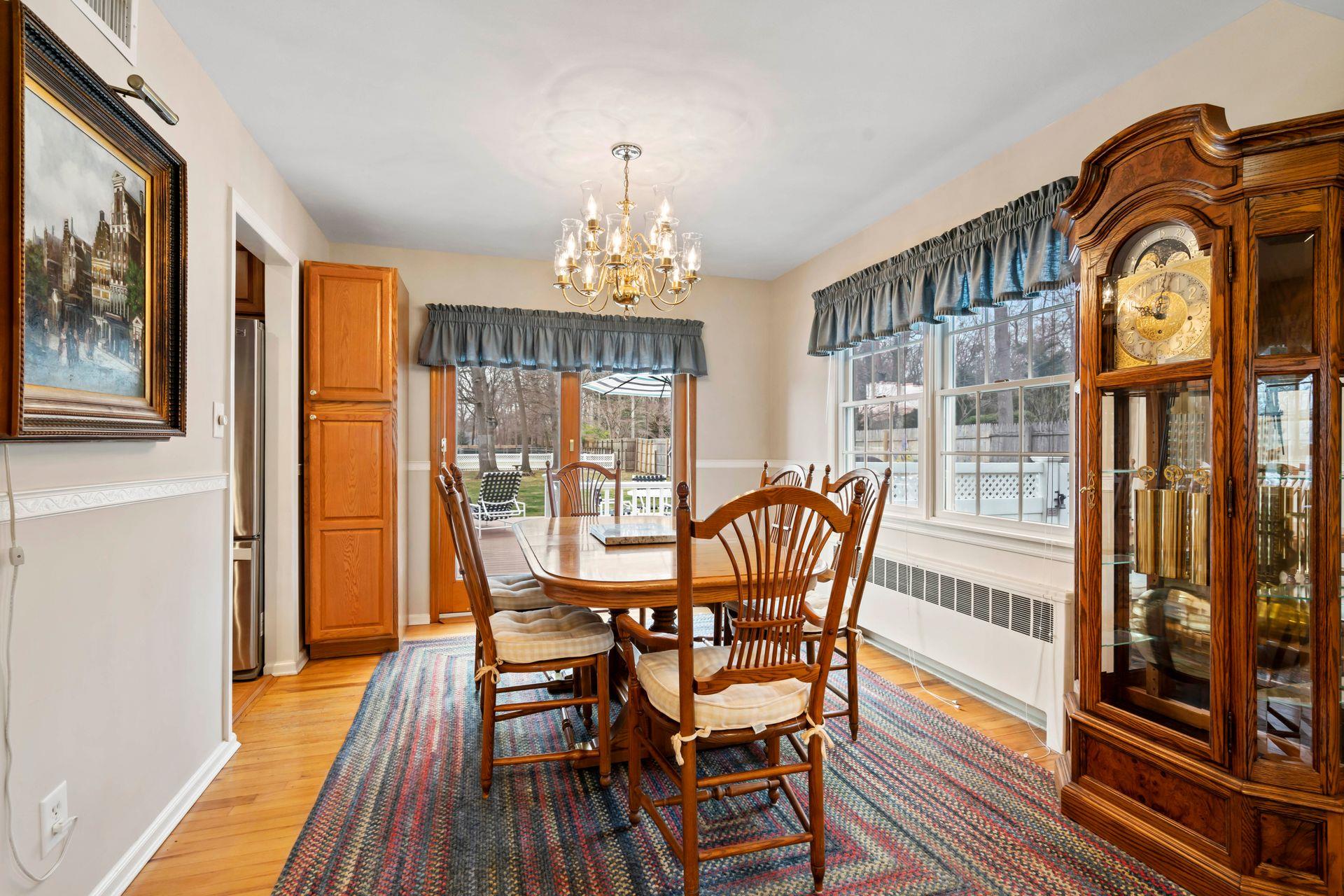 14 Hillside Avenue, Saint James, NY 11780