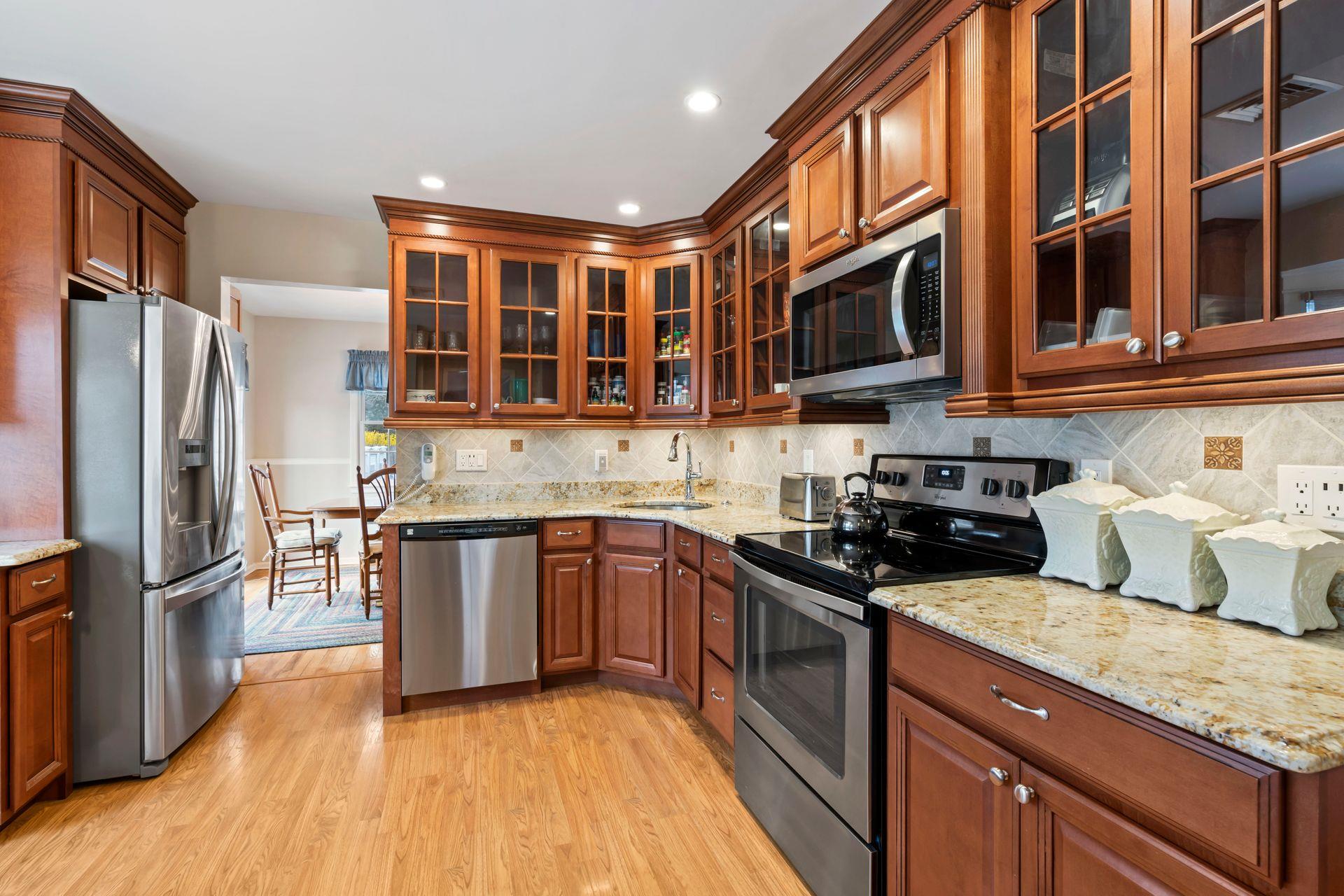 14 Hillside Avenue, Saint James, NY 11780