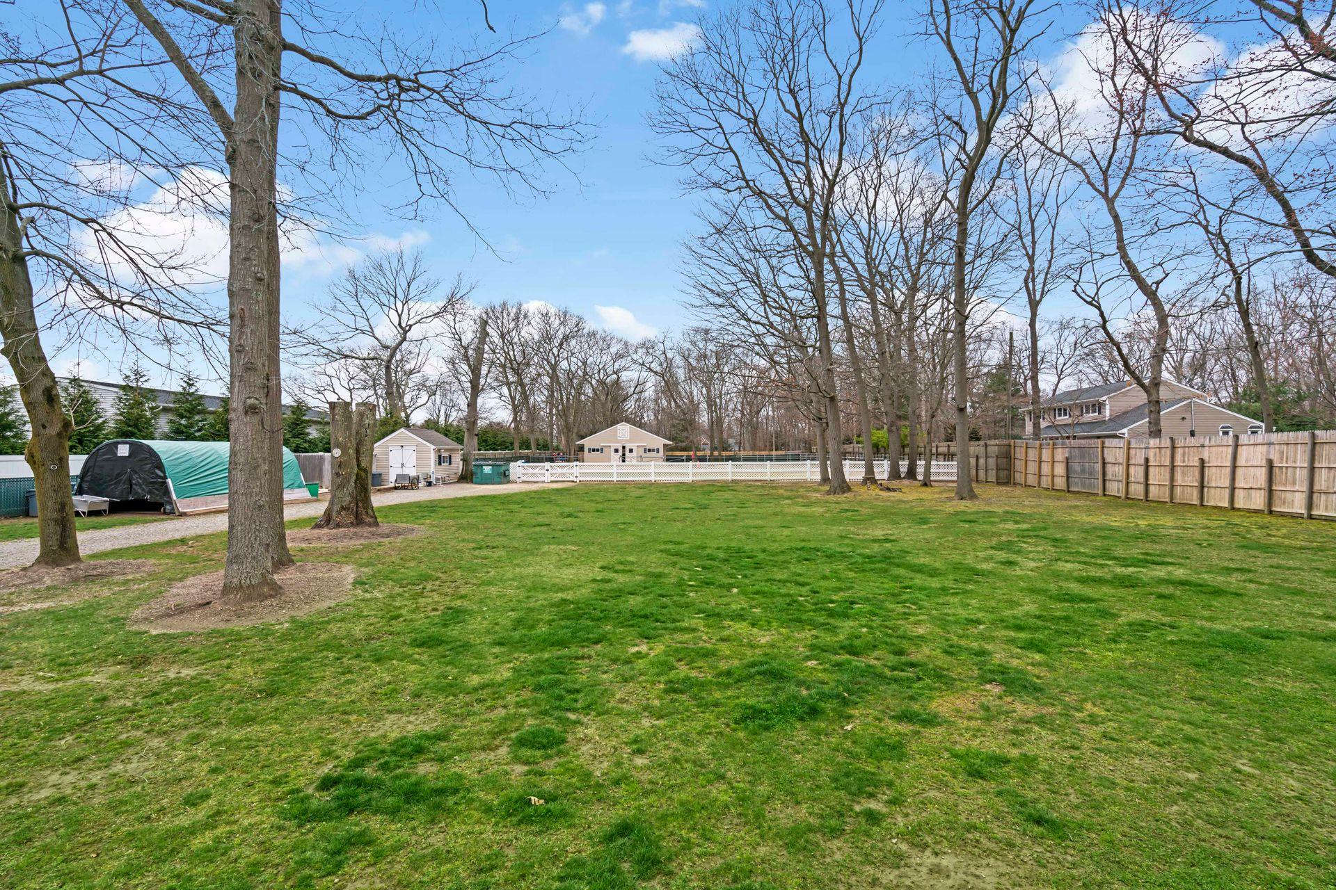 14 Hillside Avenue, Saint James, NY 11780