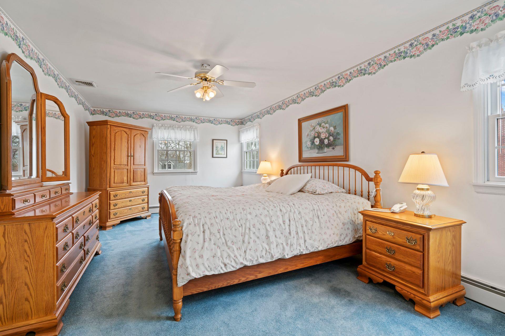 14 Hillside Avenue, Saint James, NY 11780