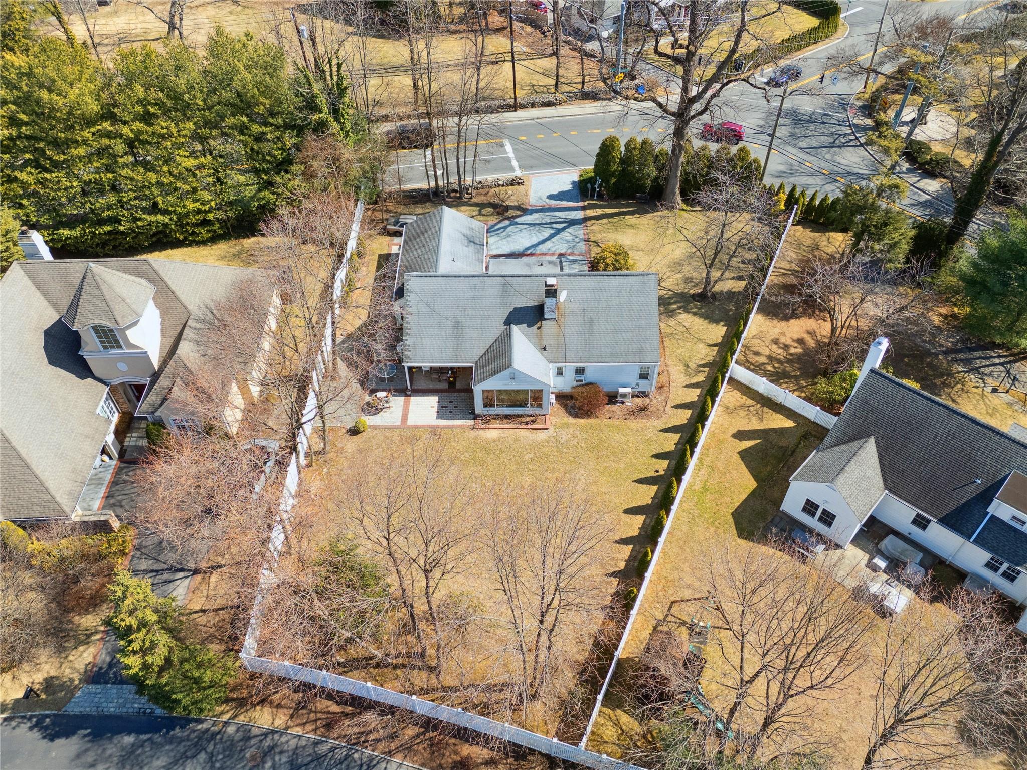 60 Wilmot Road, New Rochelle, NY 10804