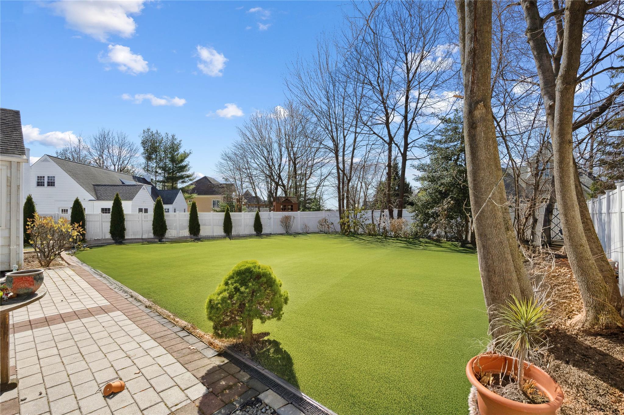 60 Wilmot Road, New Rochelle, NY 10804