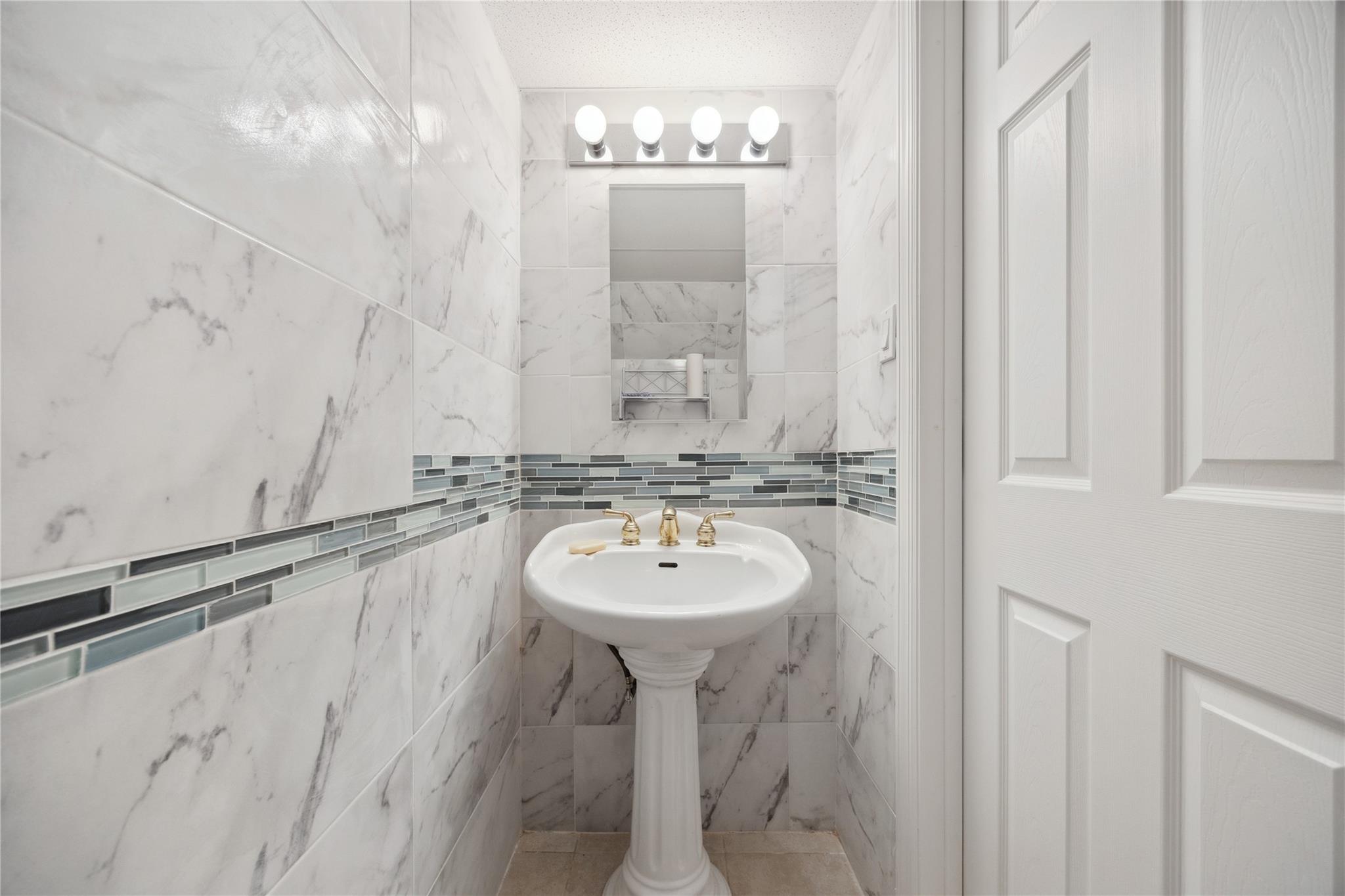 60 Wilmot Road, New Rochelle, NY 10804