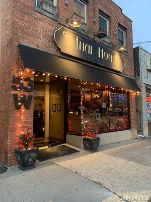 53 W Main St, Smithtown, NY 11787