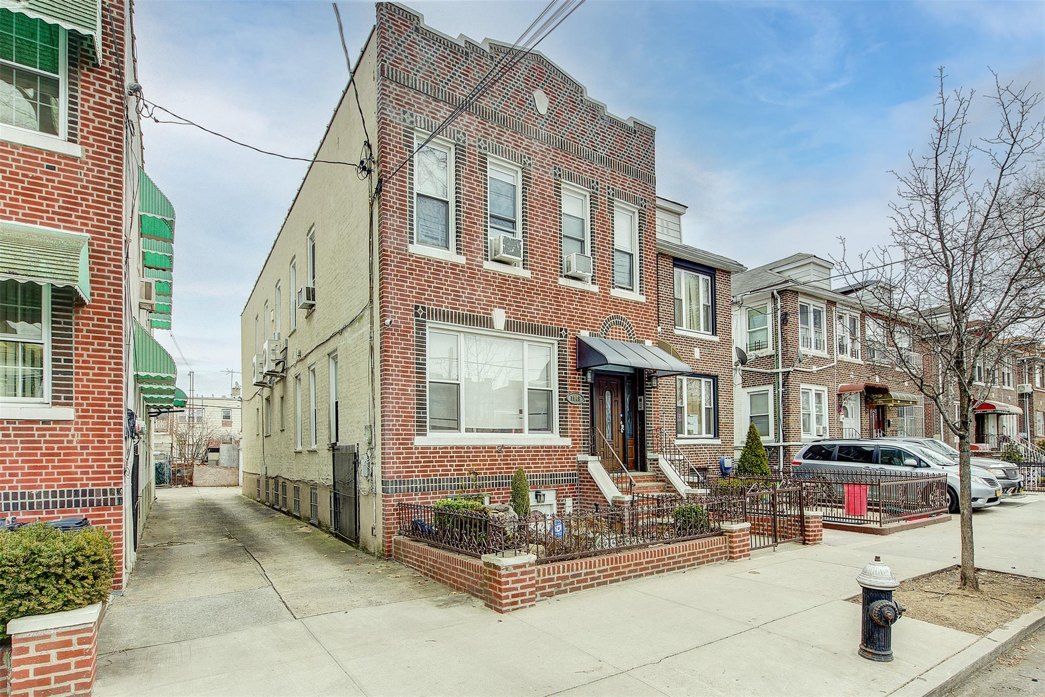 1945 W 6th Street, Brooklyn, NY 11233