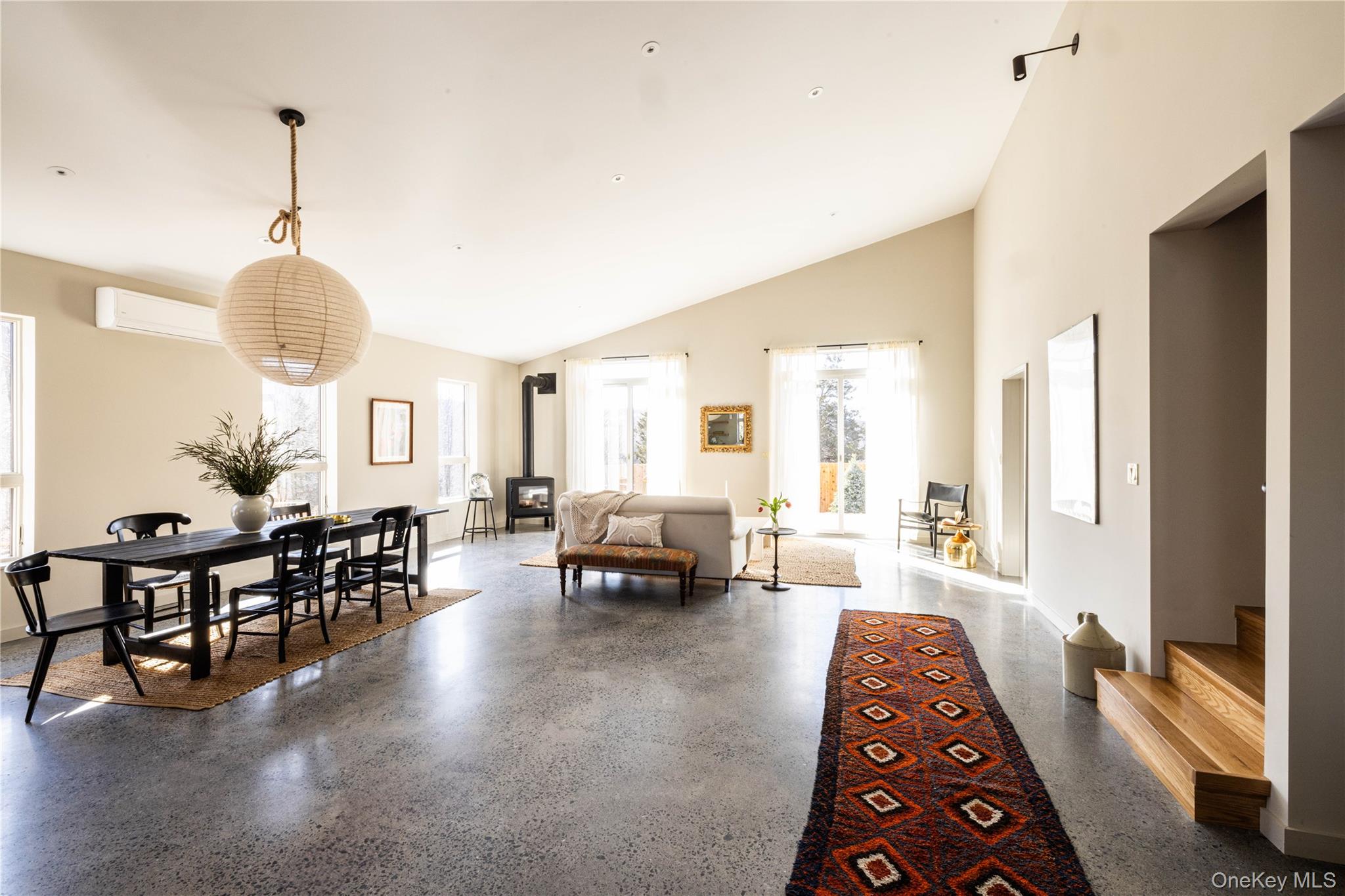 998 Willow Brook Road, Clinton Corners, NY 12514