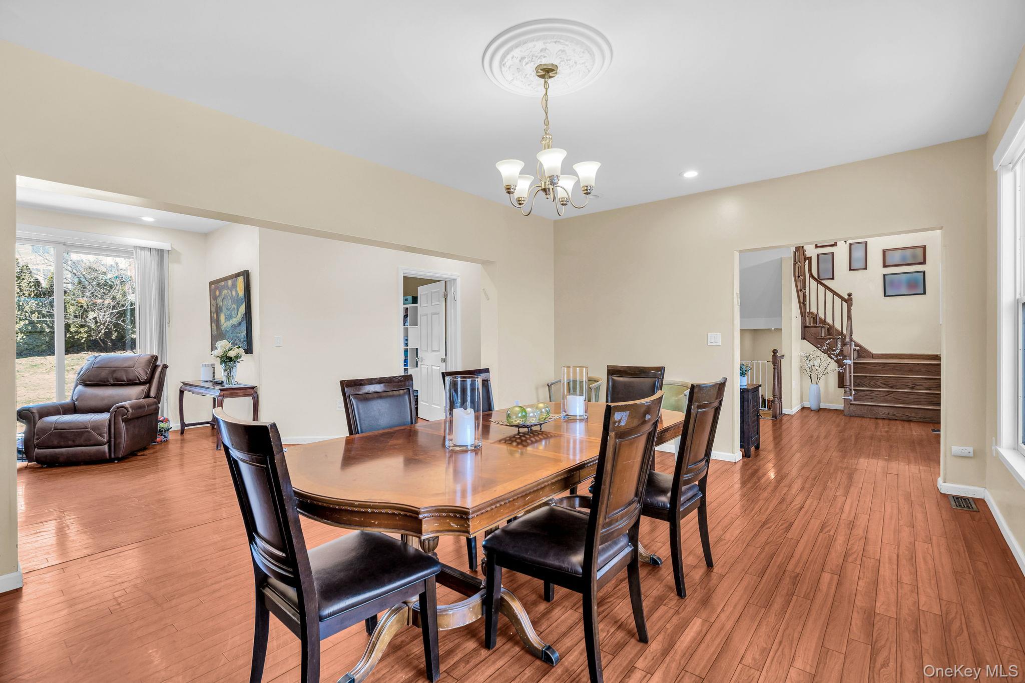 27 Overlook Road, White Plains, NY 10605