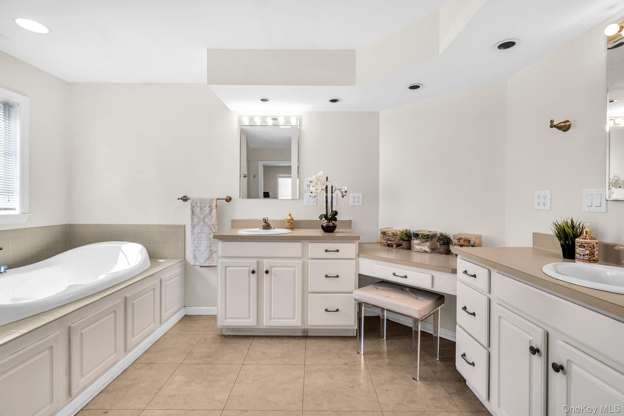 27 Overlook Road, White Plains, NY 10605