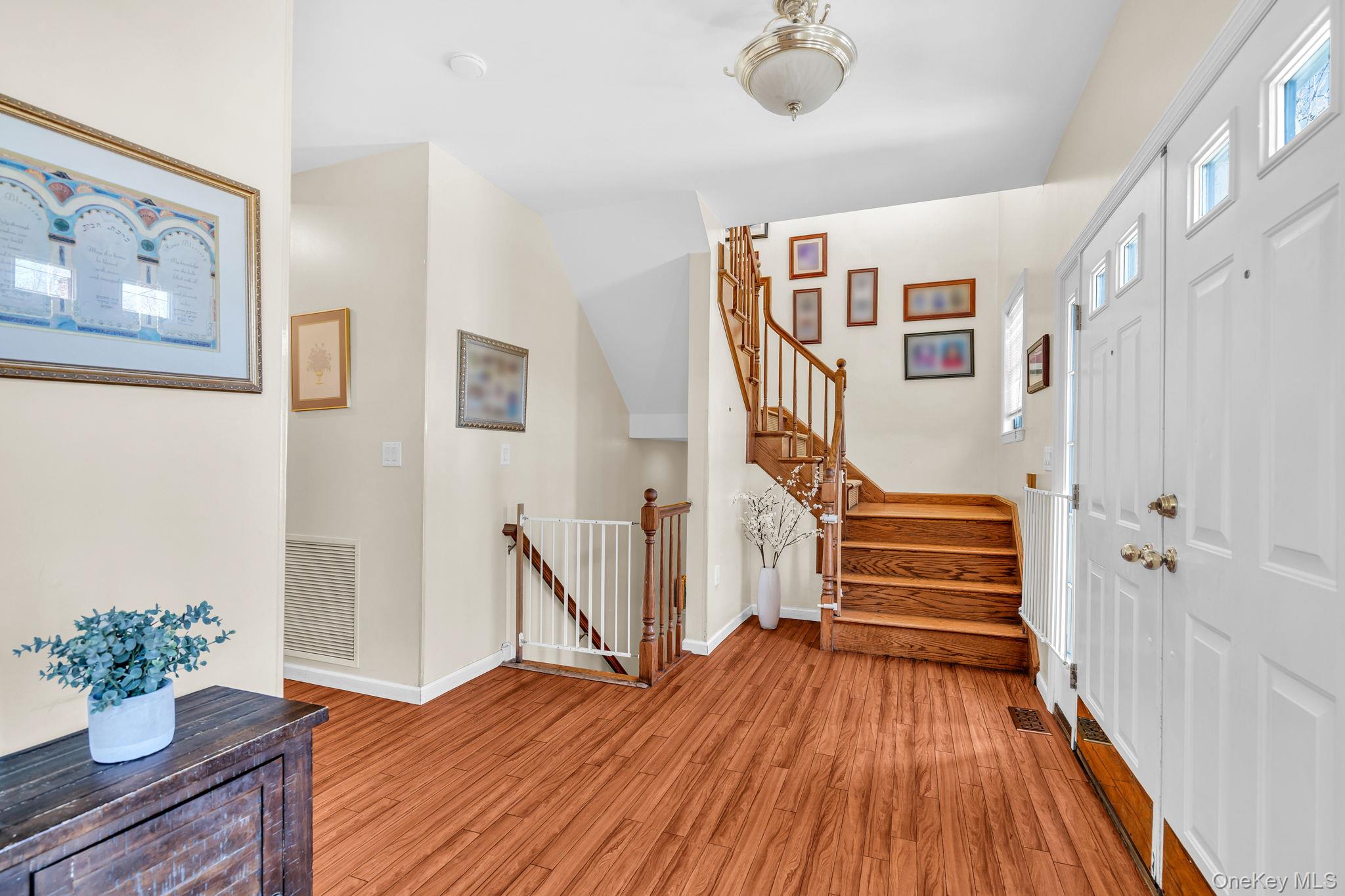 27 Overlook Road, White Plains, NY 10605