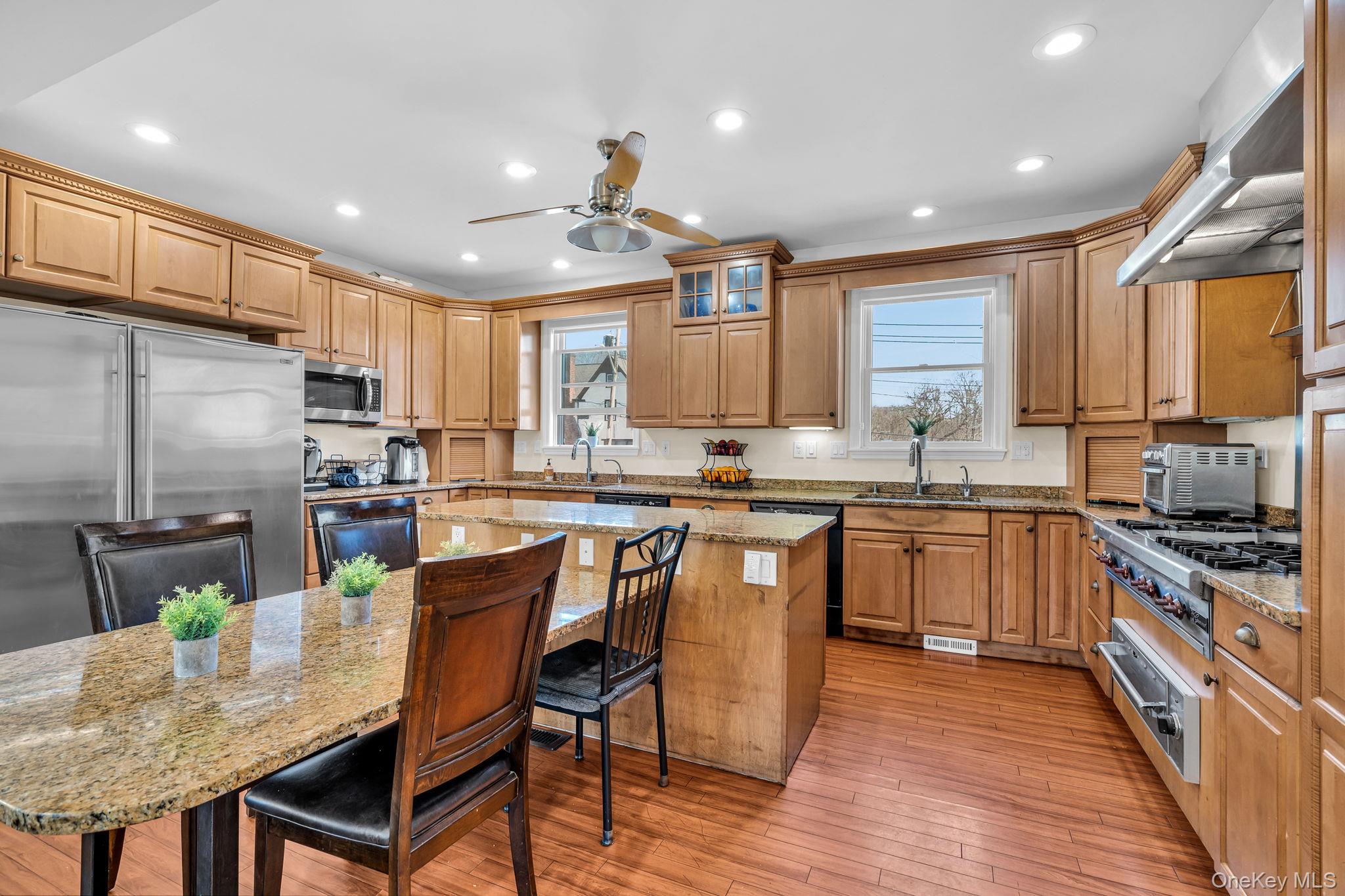 27 Overlook Road, White Plains, NY 10605