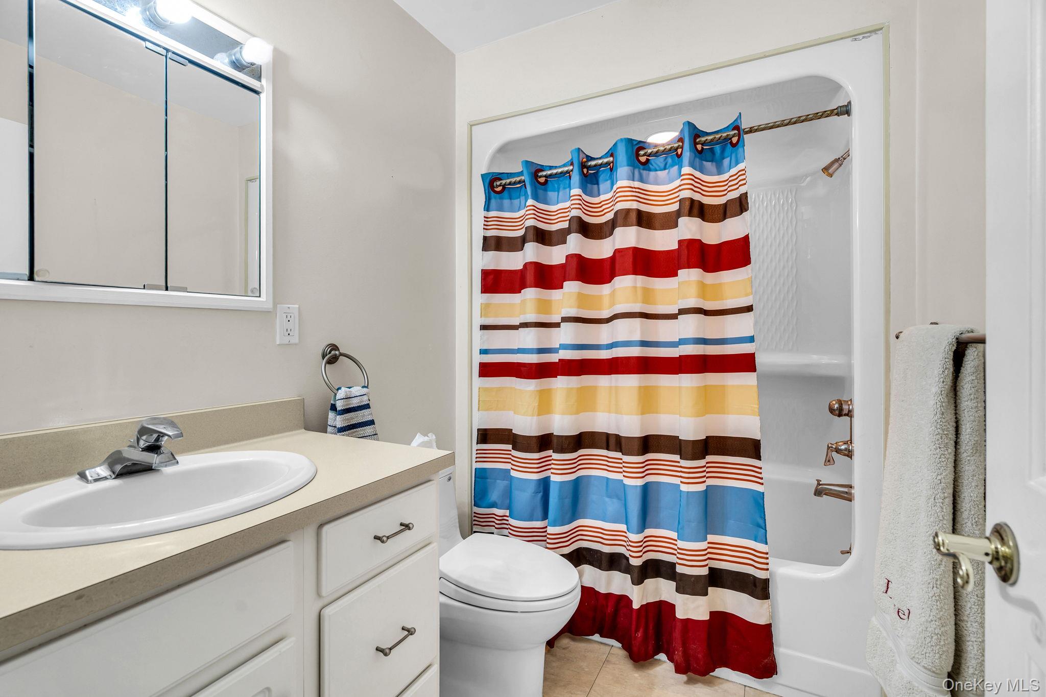 27 Overlook Road, White Plains, NY 10605