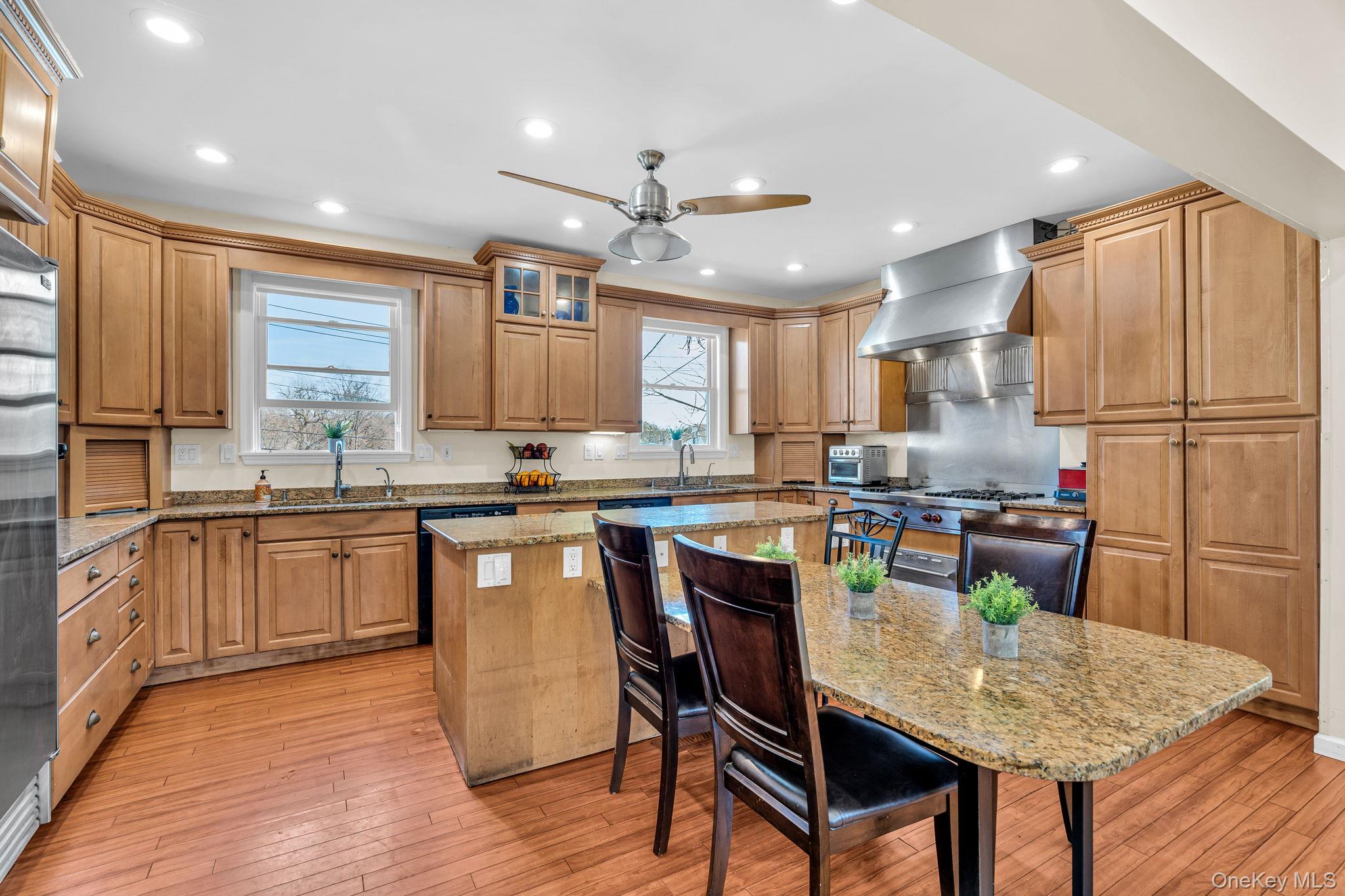 27 Overlook Road, White Plains, NY 10605