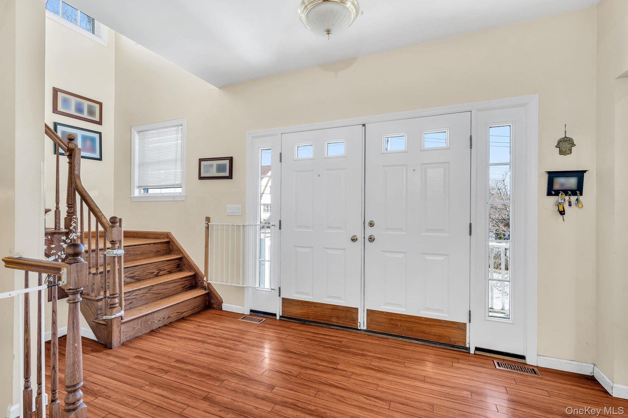 27 Overlook Road, White Plains, NY 10605