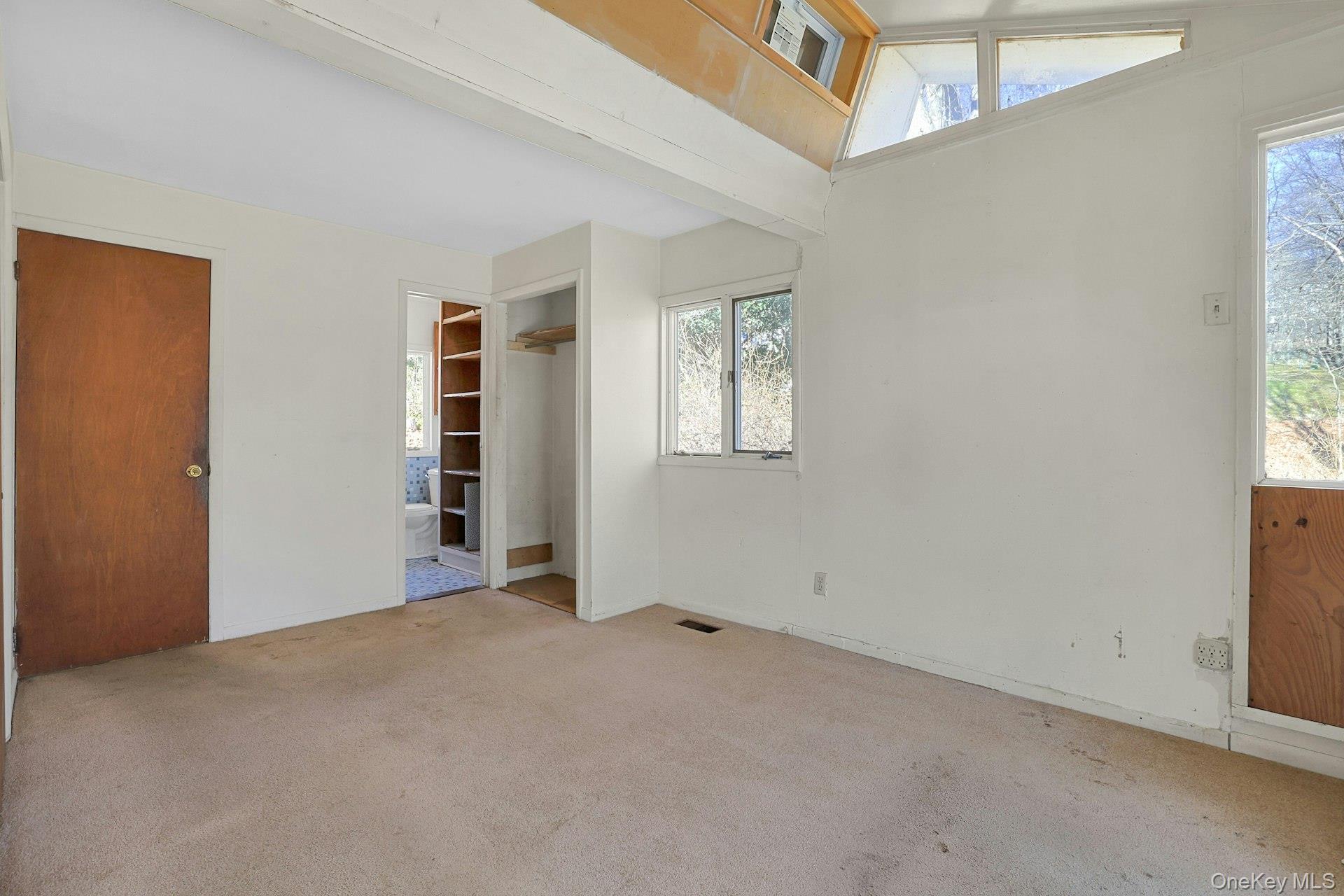 35 Mountain Trail, Croton-on-Hudson, NY 10520