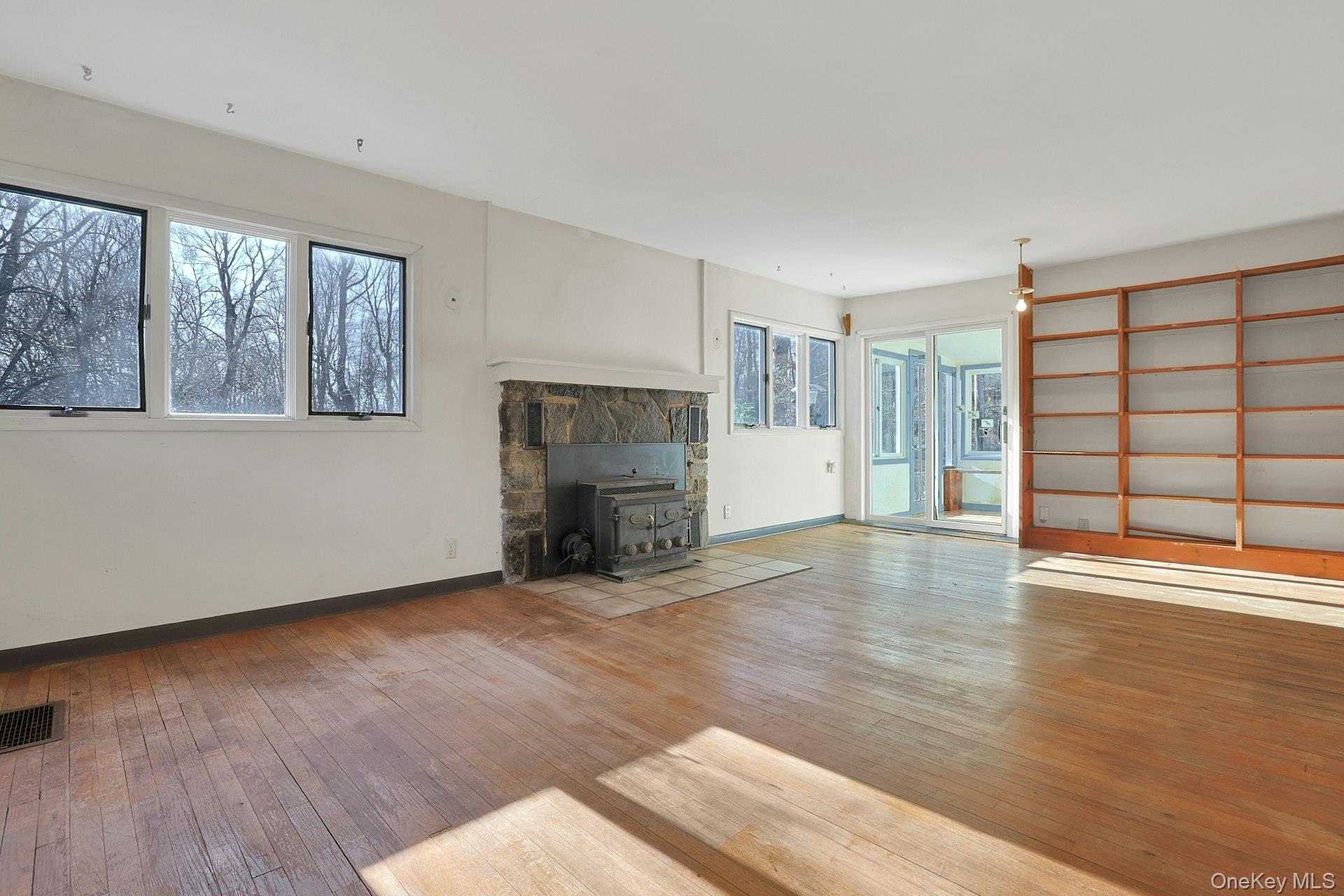 35 Mountain Trail, Croton-on-Hudson, NY 10520