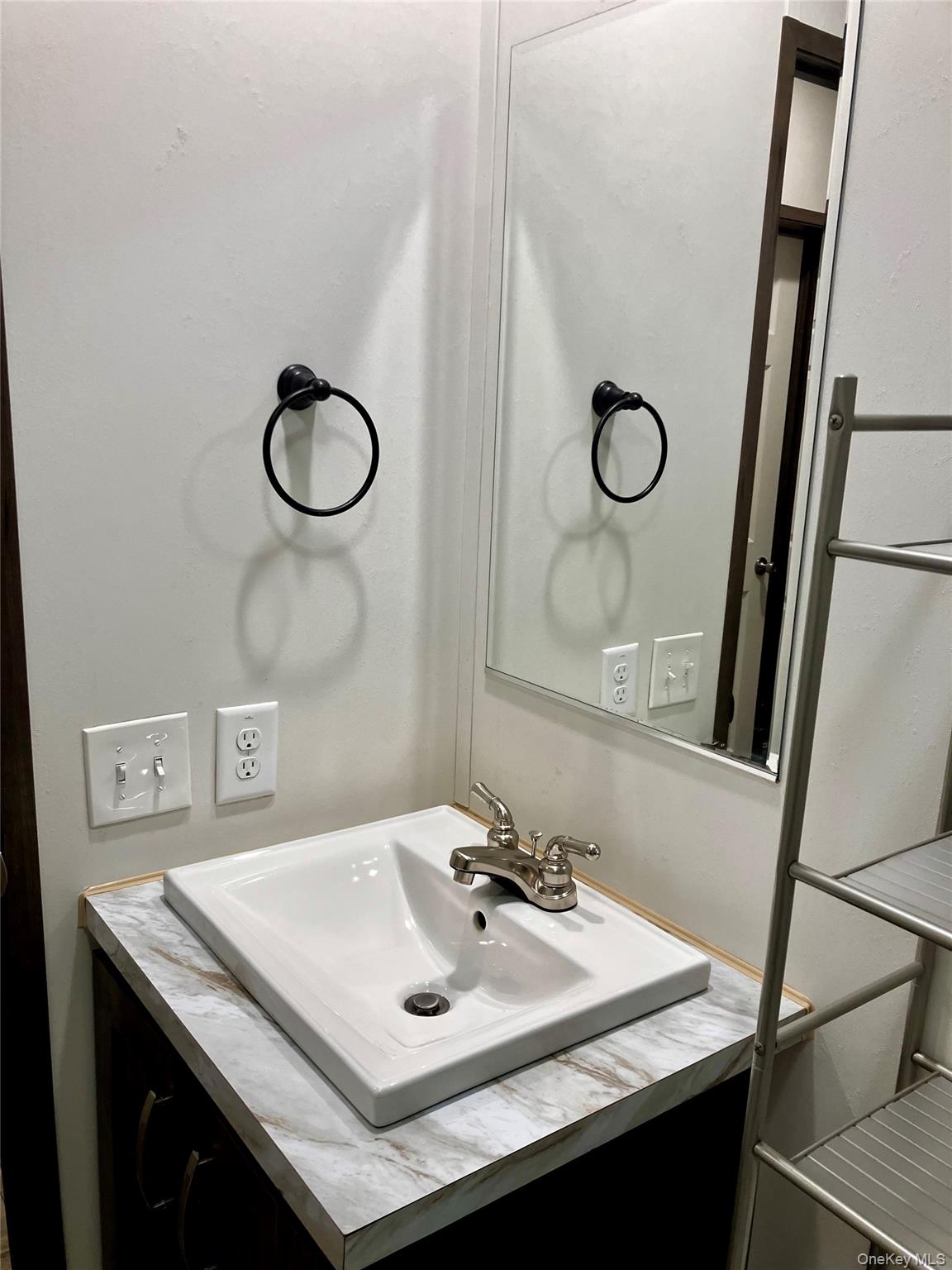 20 Shore Lane, Burlingham, NY 12722