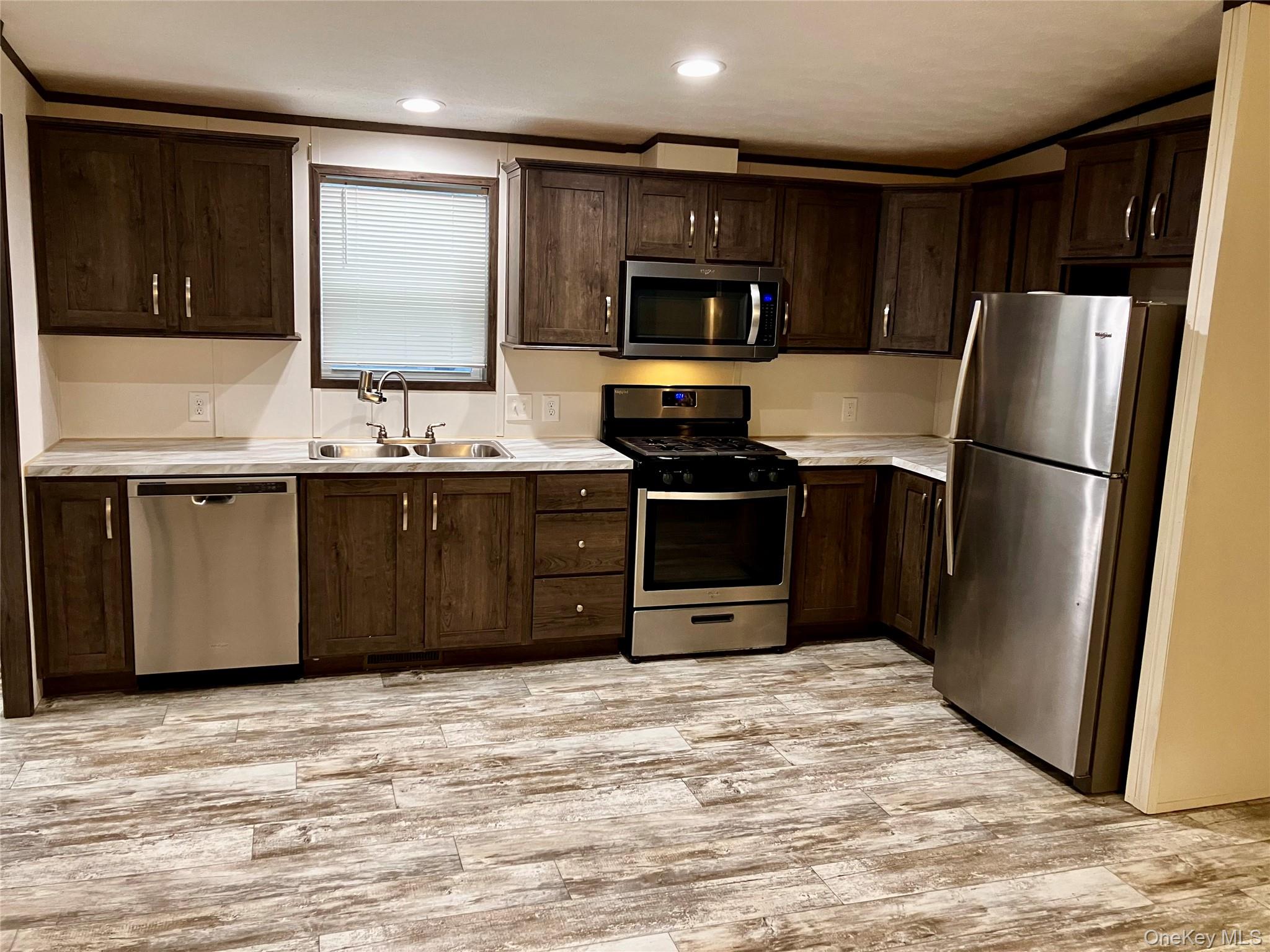 20 Shore Lane, Burlingham, NY 12722