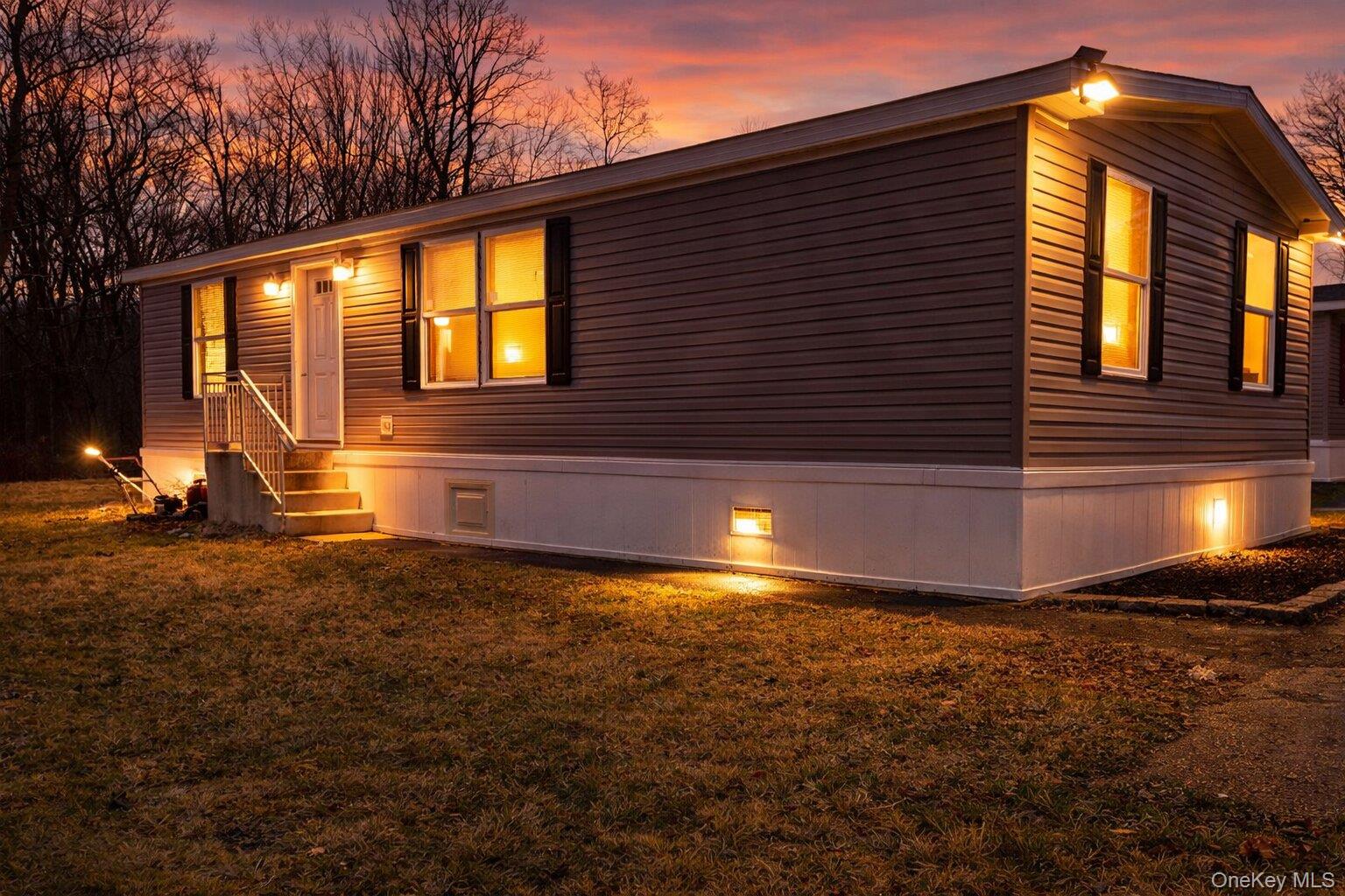 20 Shore Lane, Burlingham, NY 12722