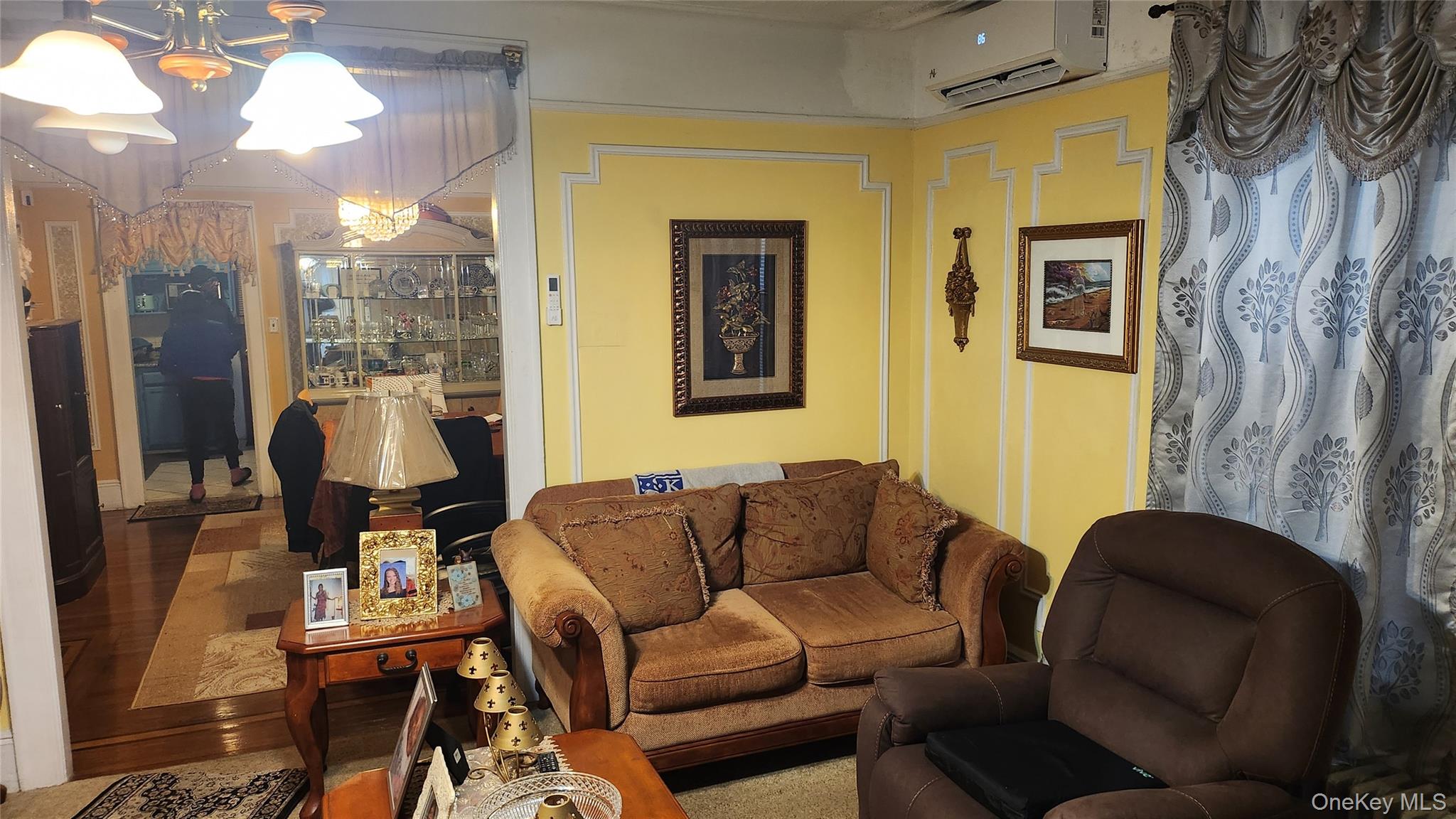 4253 Byron Avenue, Bronx, NY 10466