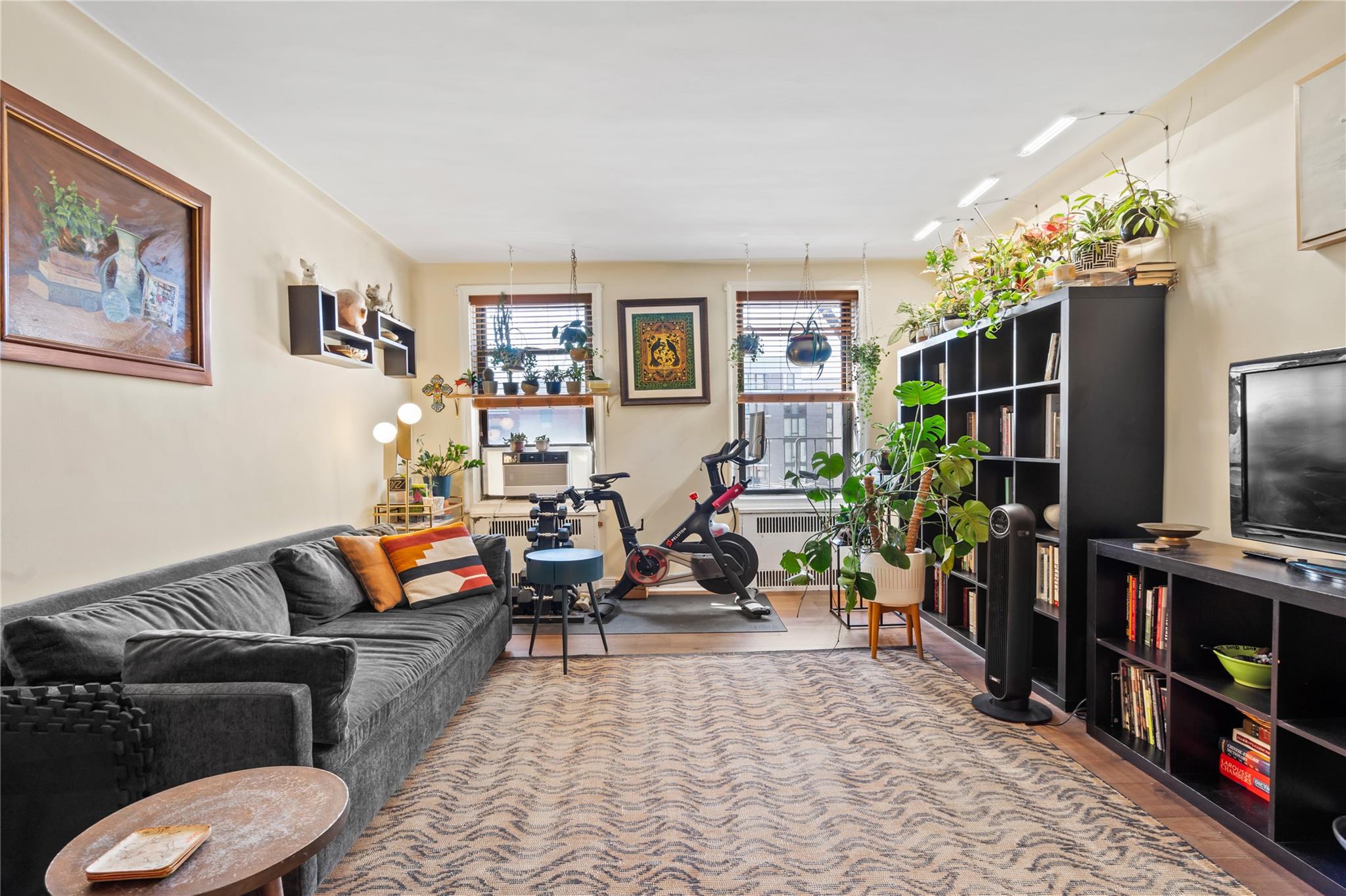 83-80 118th Street # 5S, Kew Gardens, NY 11415