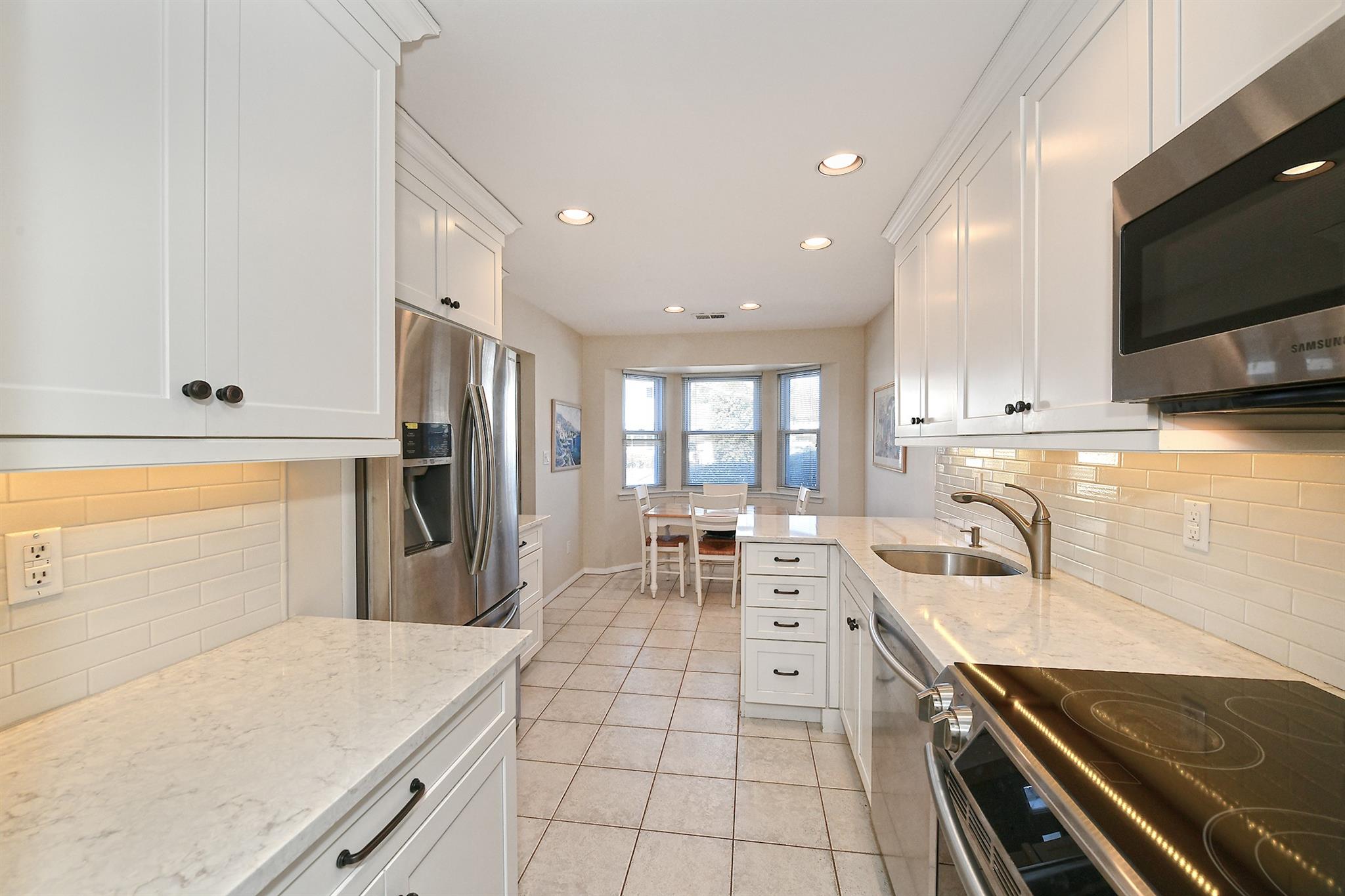 24 Manors Drive, Jericho, NY 11753