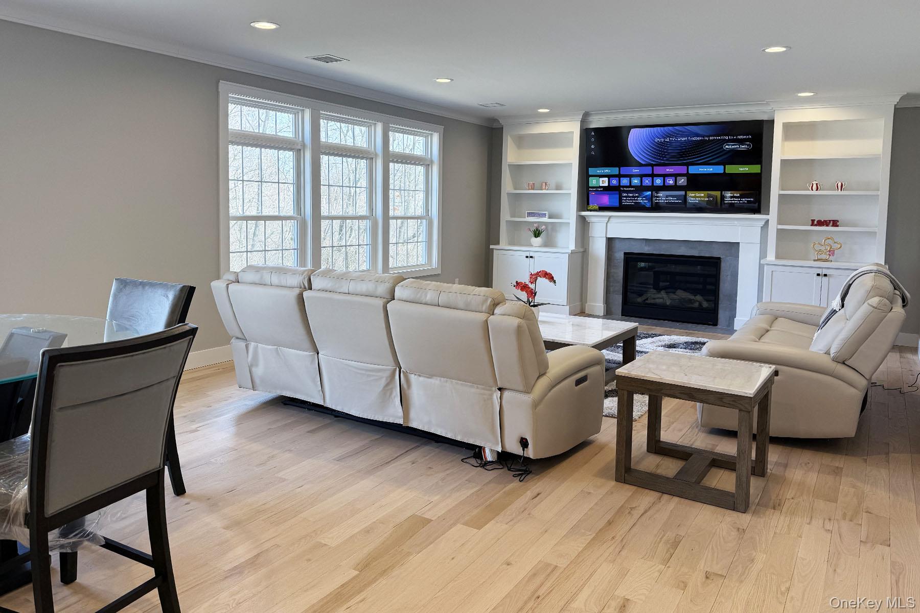 255 Maple Avenue, East Meadow, NY 11554