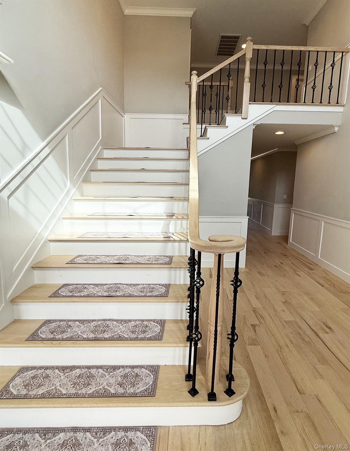 255 Maple Avenue, East Meadow, NY 11554