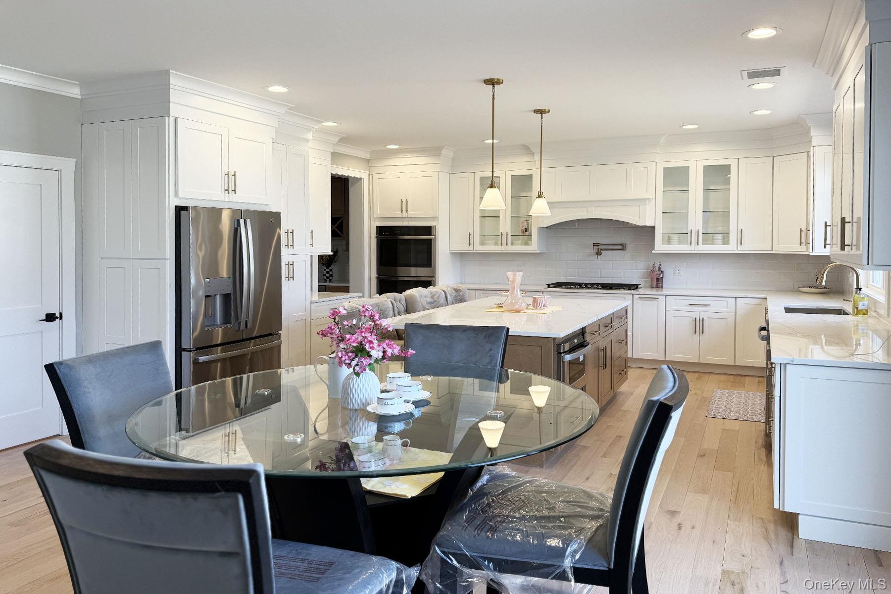 255 Maple Avenue, East Meadow, NY 11554