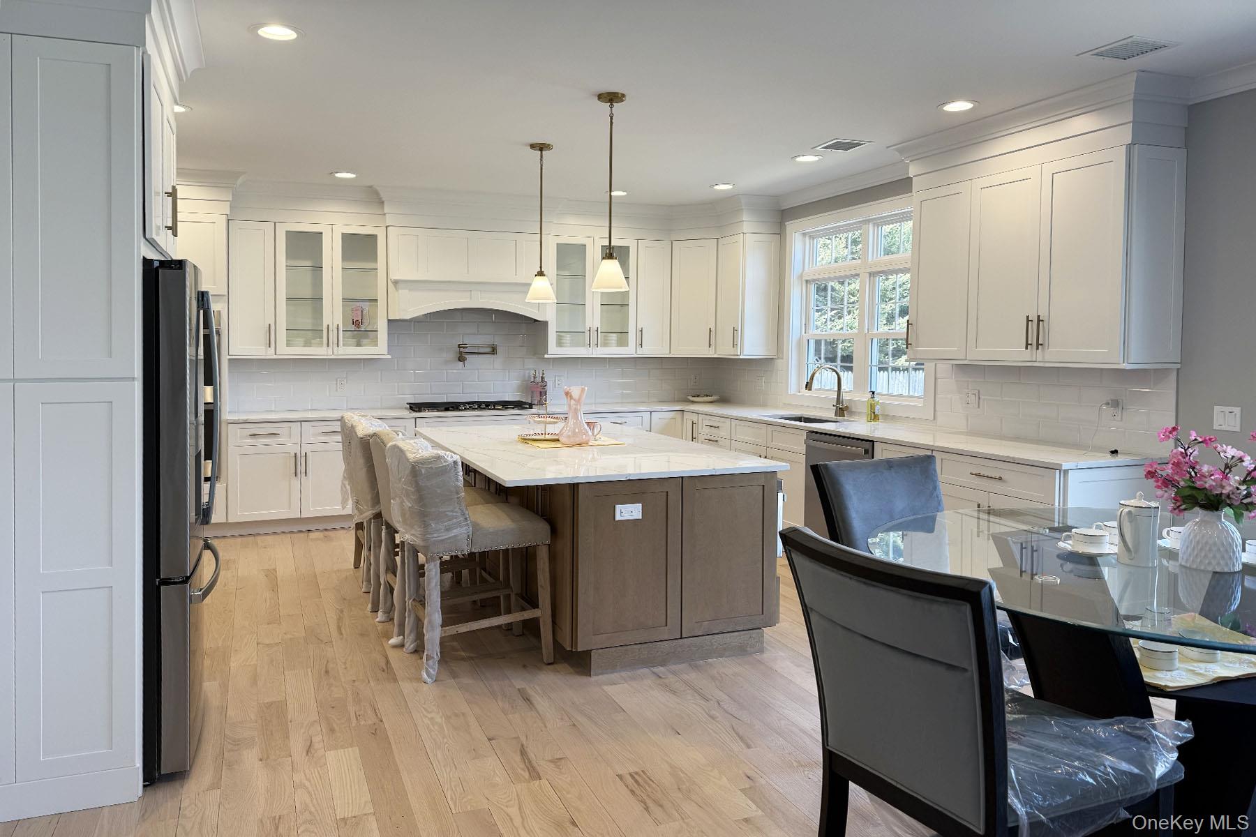 255 Maple Avenue, East Meadow, NY 11554