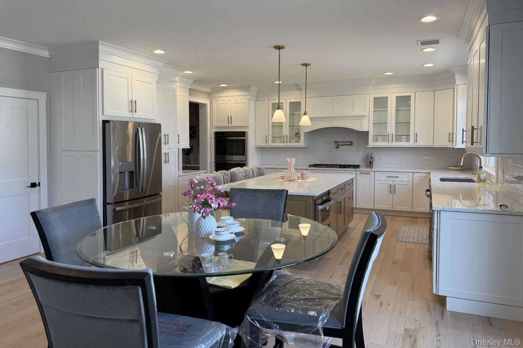 255 Maple Avenue, East Meadow, NY 11554