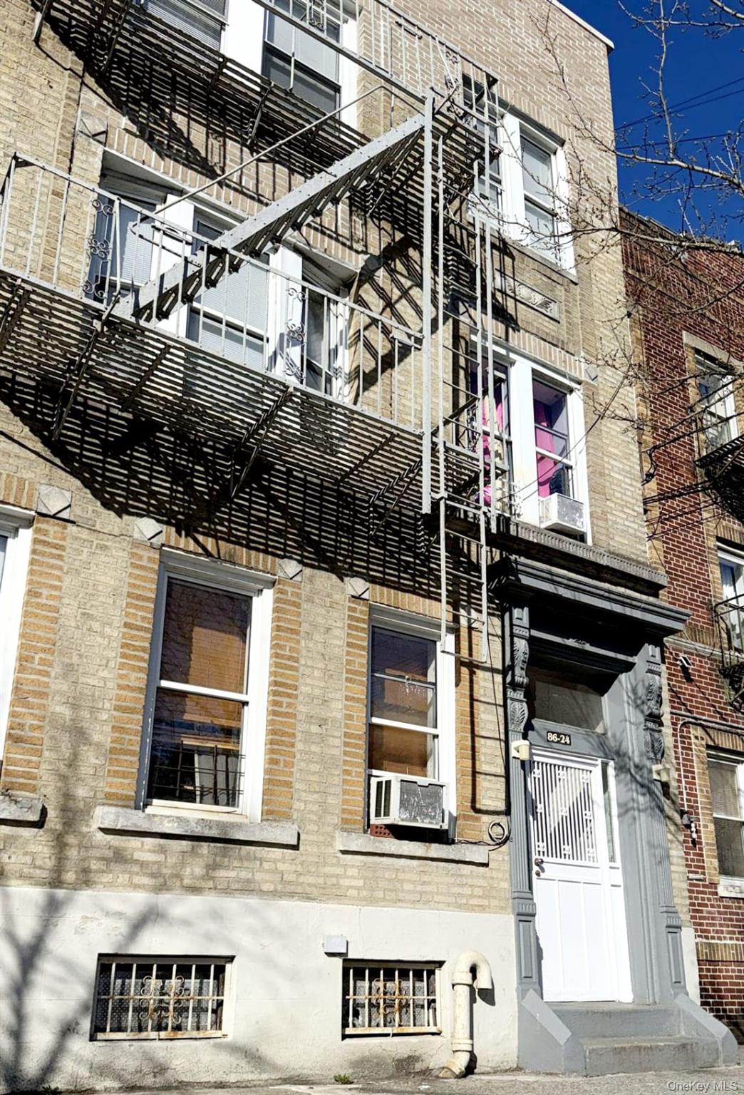 86-24 102 Street, Richmond Hill, NY 11418