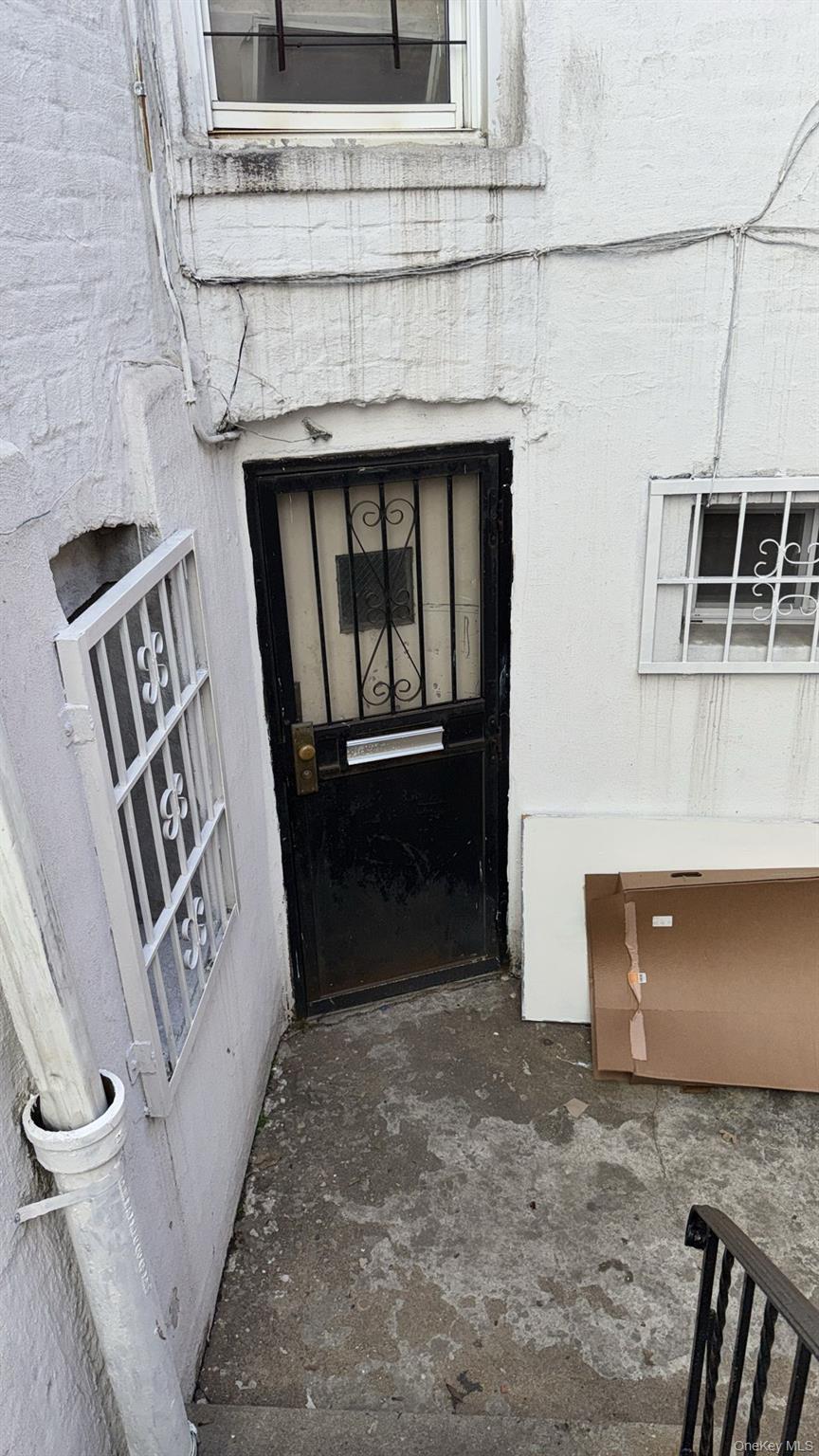 86-24 102 Street, Richmond Hill, NY 11418