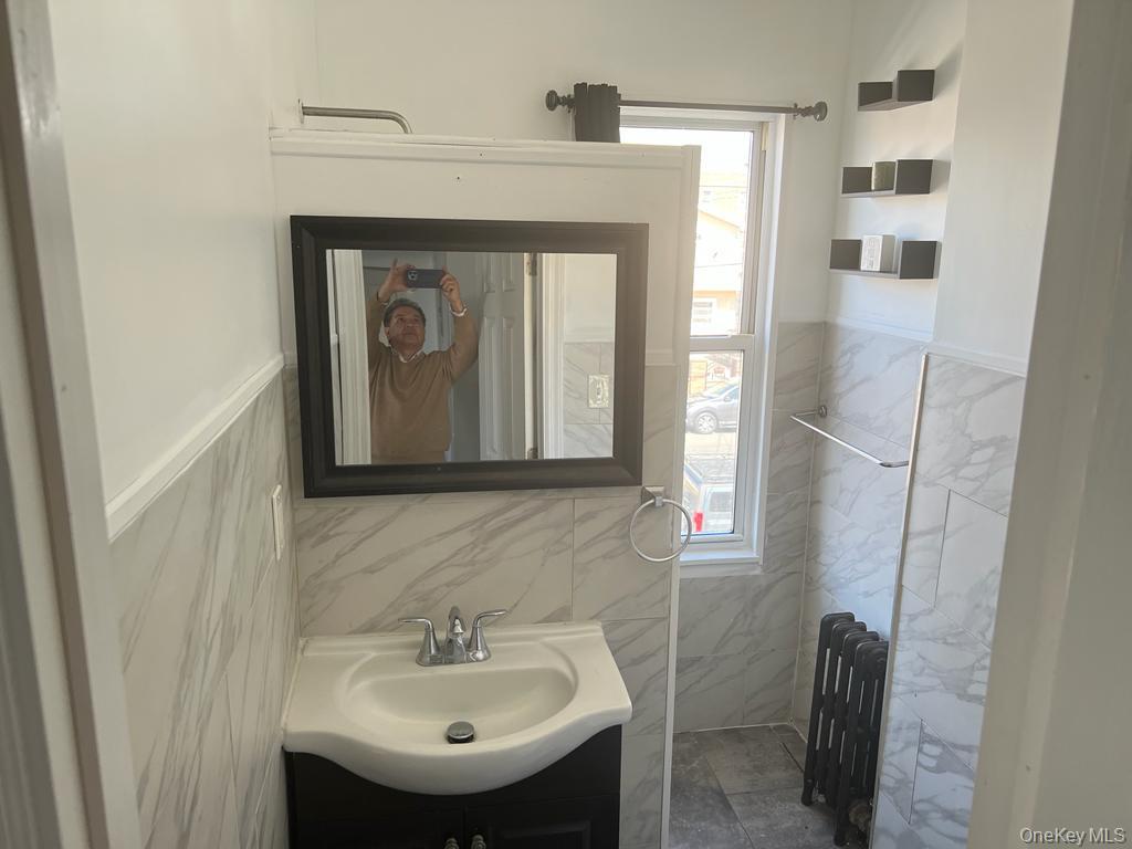 86-24 102 Street, Richmond Hill, NY 11418