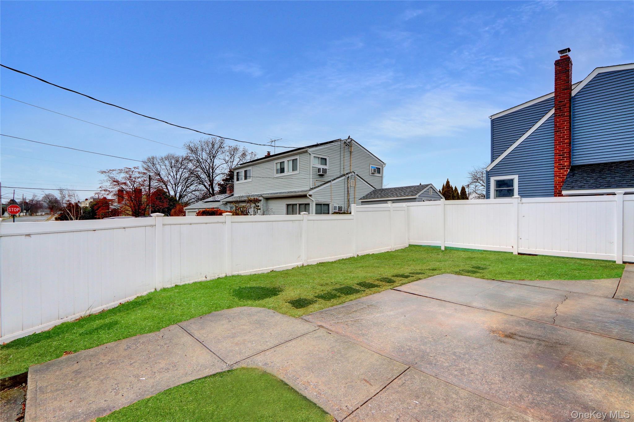 787 Stewart Avenue, Bethpage, NY 11714