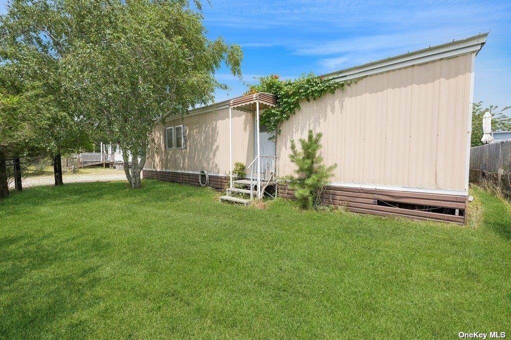 53 Crassen Boulevard # 5, Amagansett, NY 11930