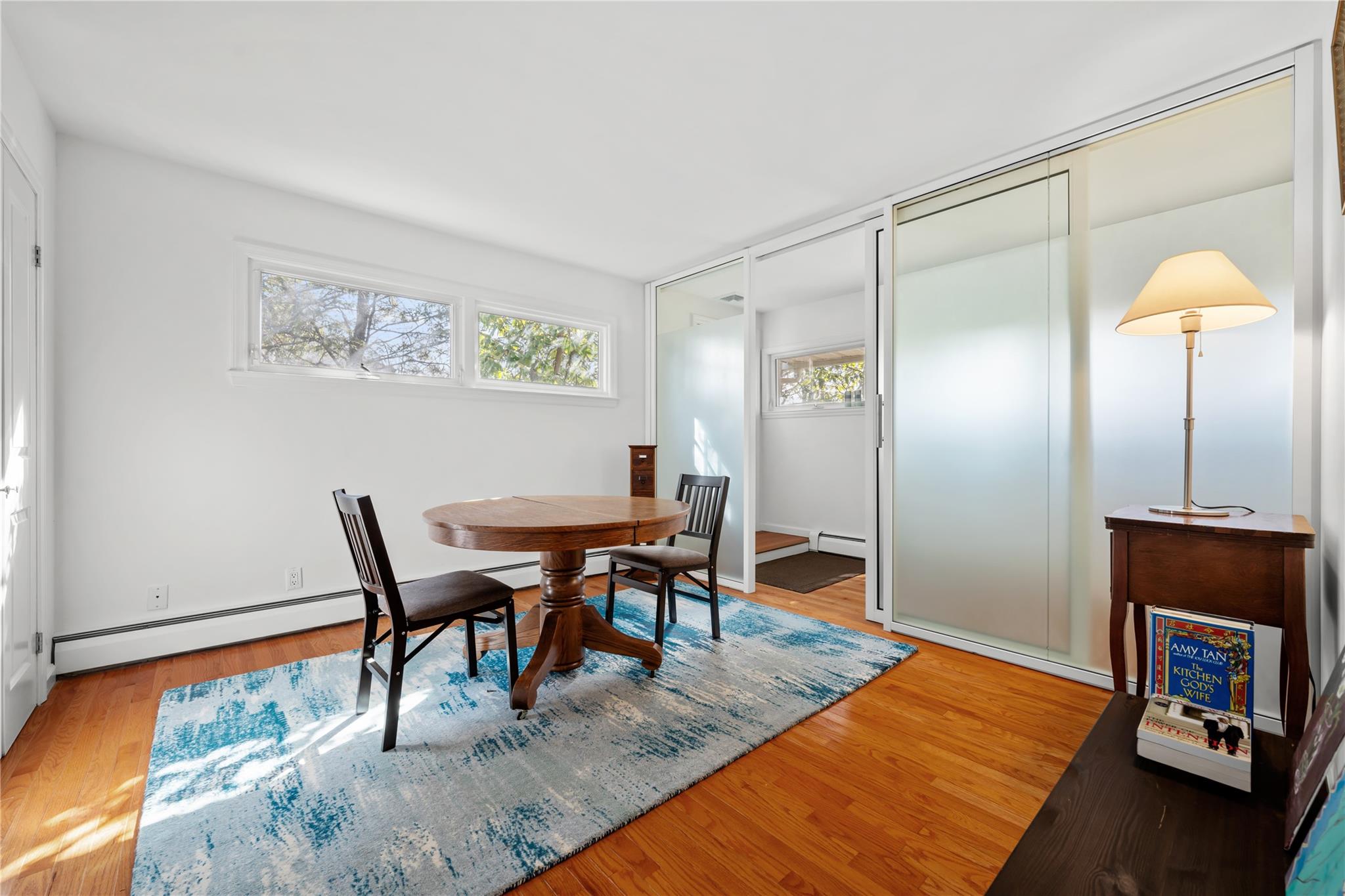 19 Strawberry Lane, Roslyn Heights, NY 11577