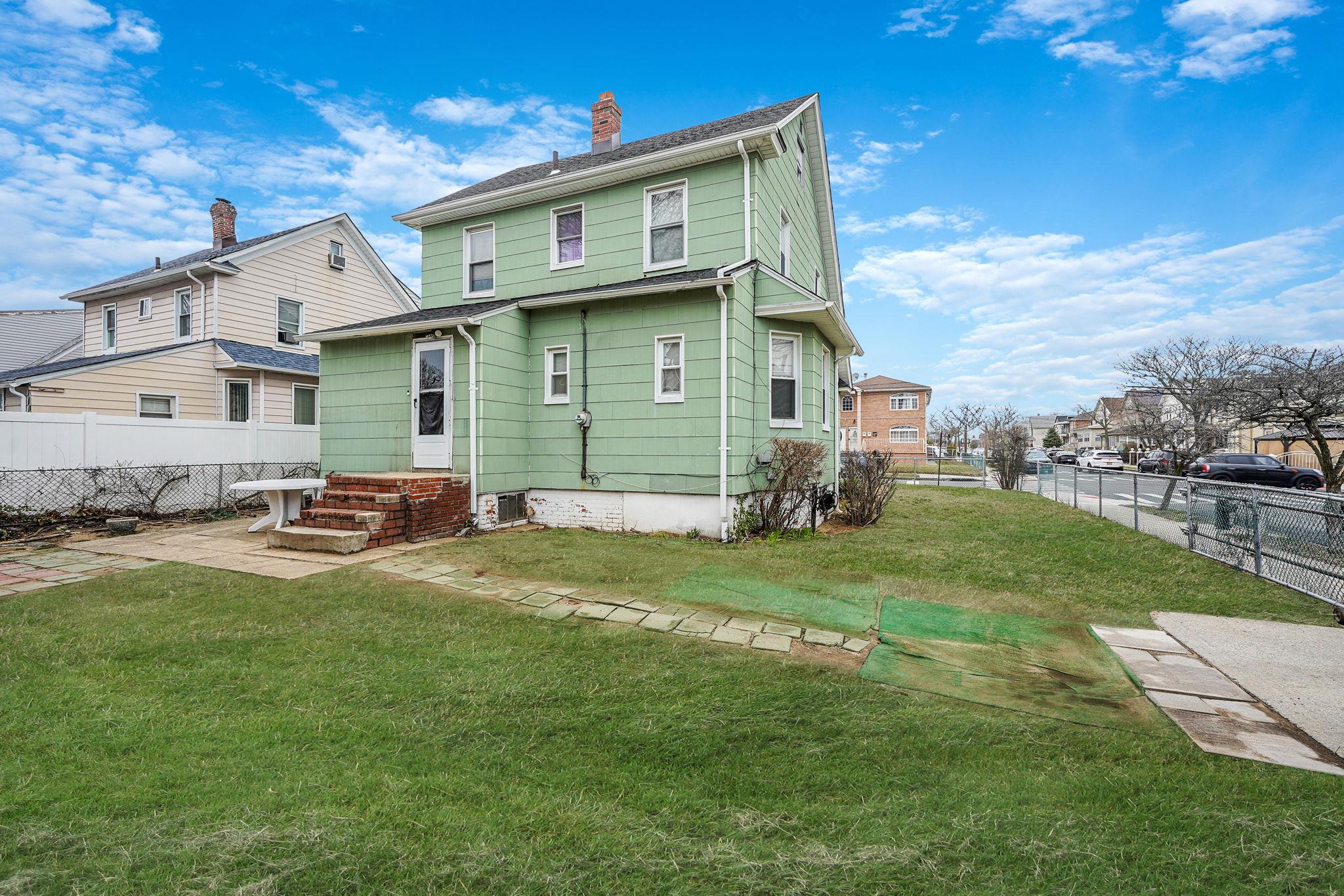 248-18 Memphis Avenue, Rosedale, NY 11422